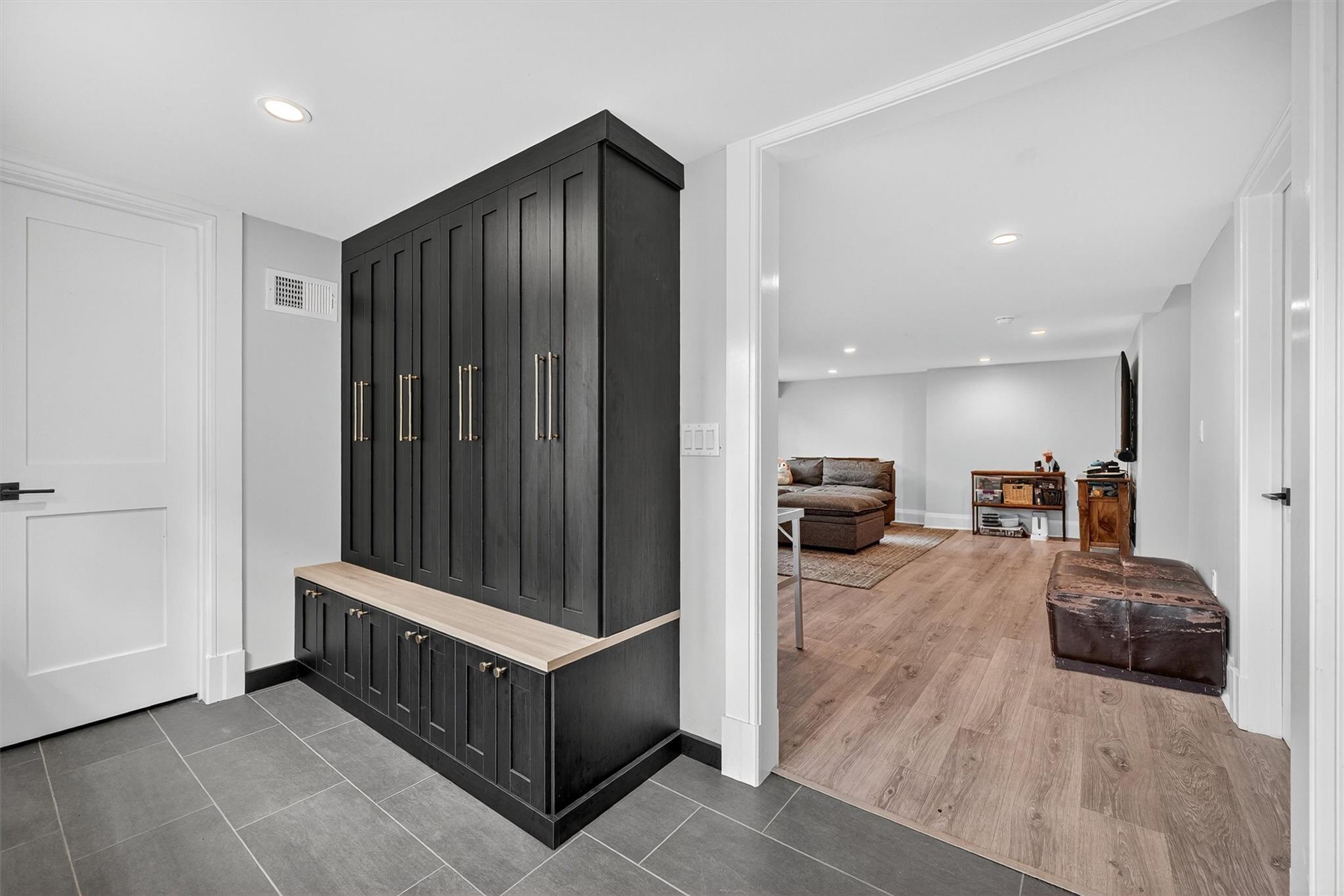 29 Cedar Lane