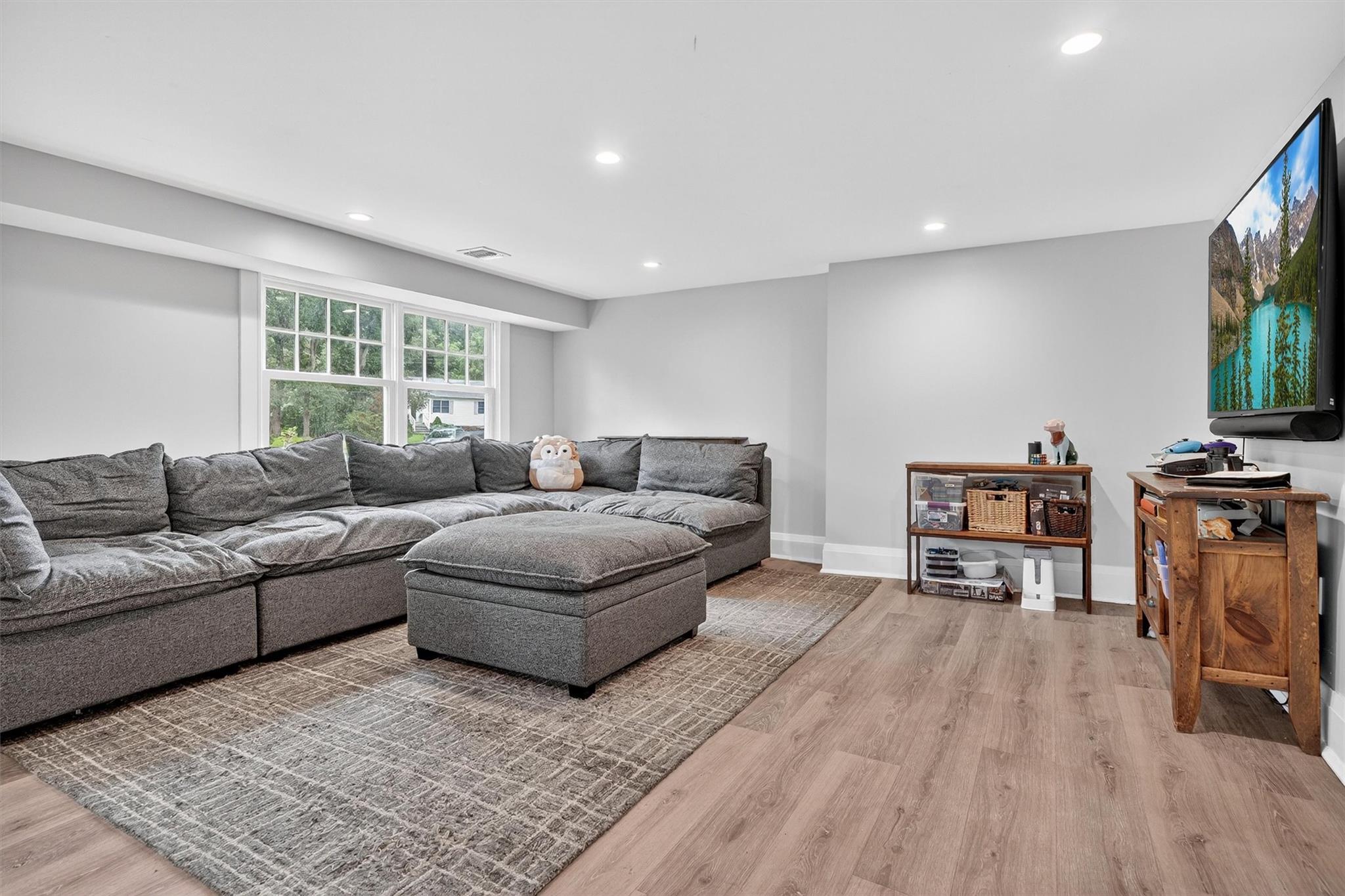 29 Cedar Lane