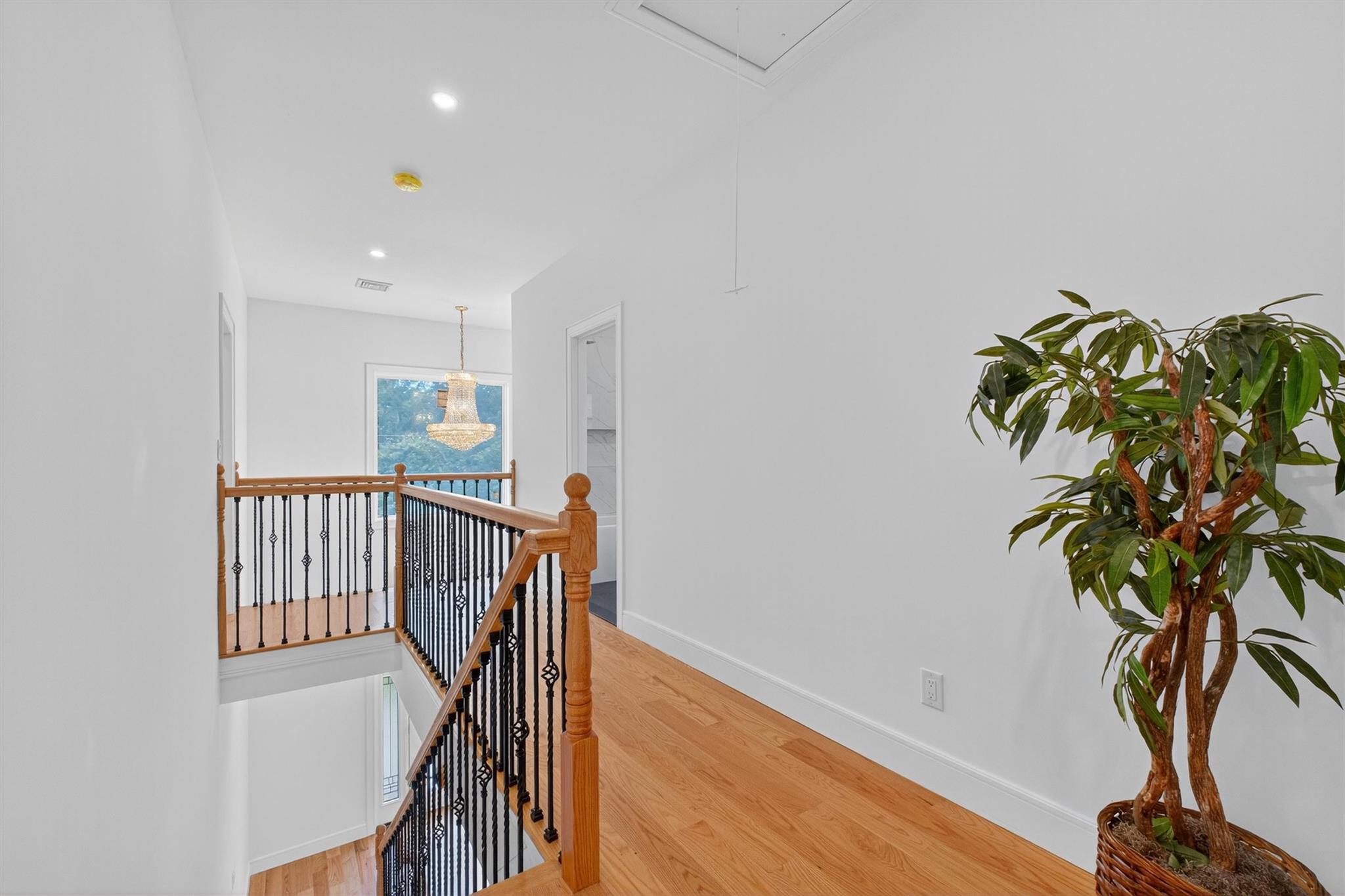 67 Paulding Lane