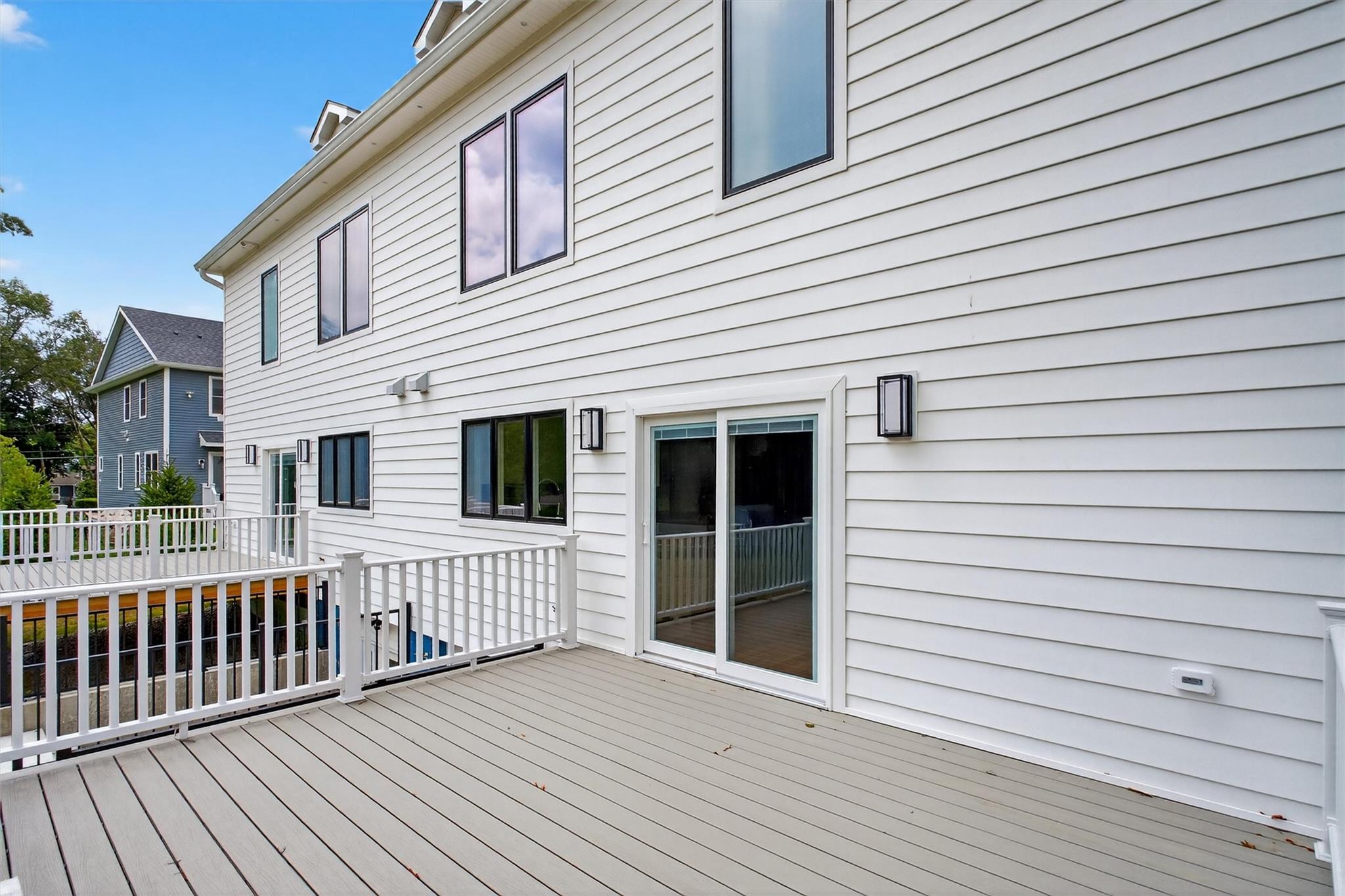 67 Paulding Lane