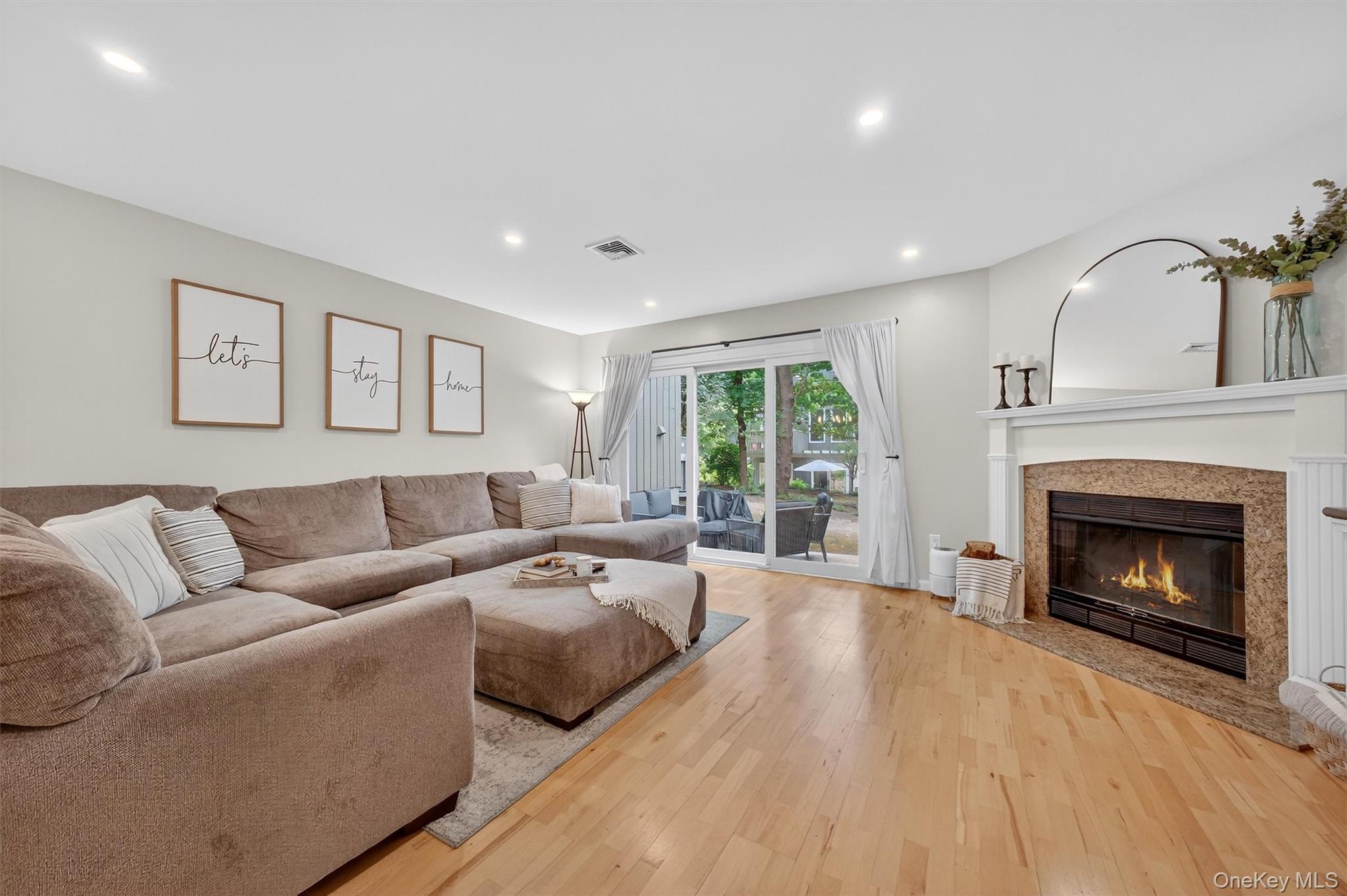 6 Elmwood Circle