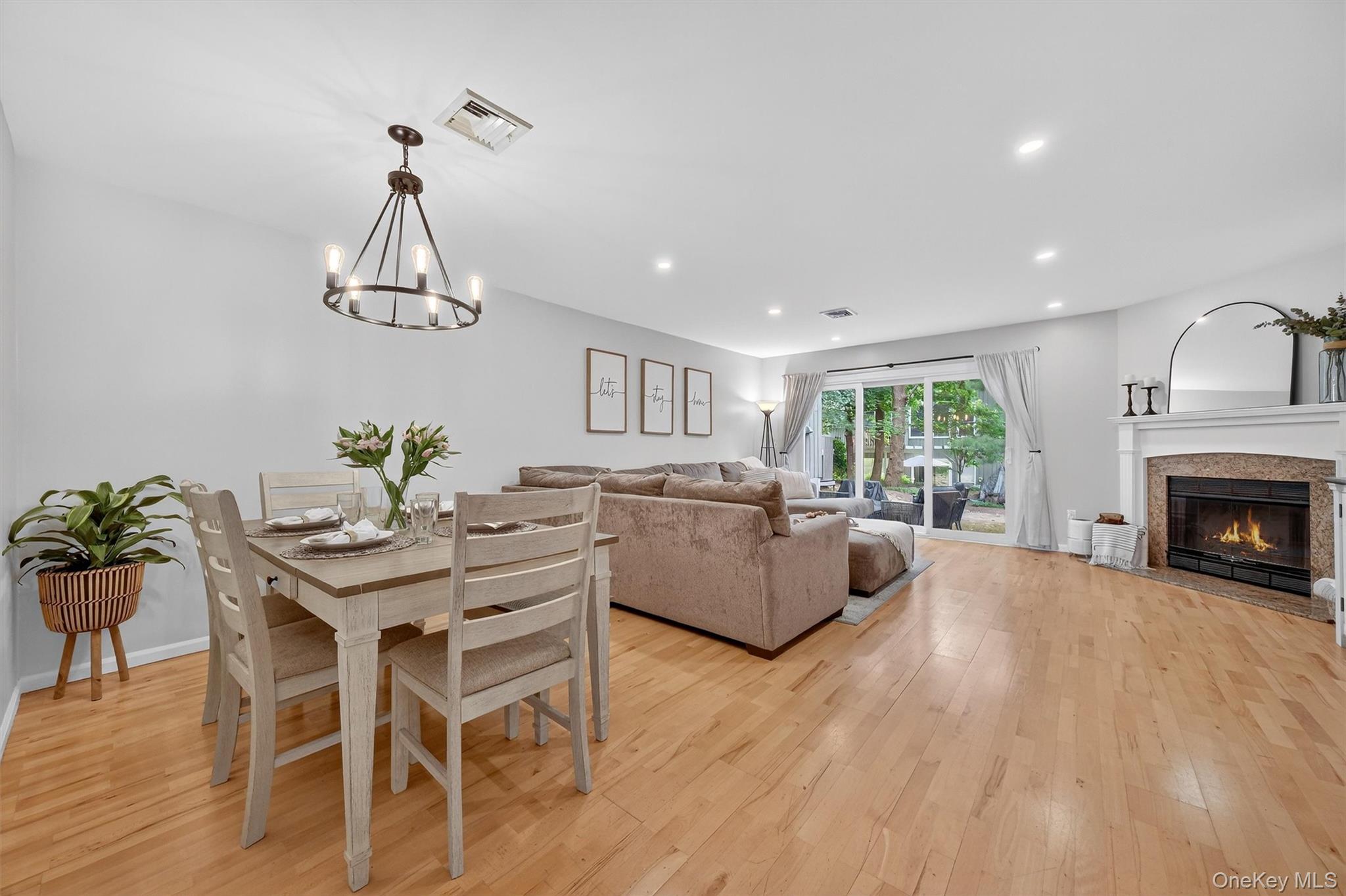 6 Elmwood Circle