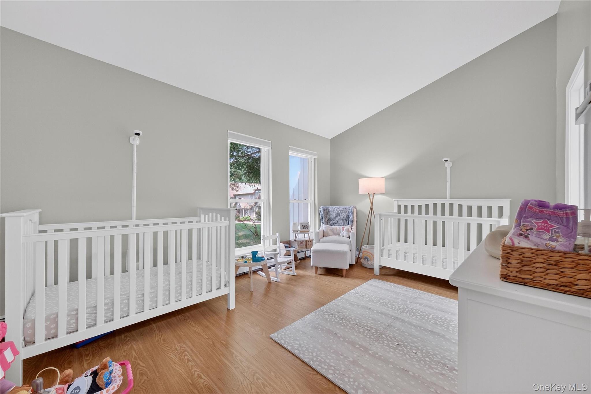 6 Elmwood Circle