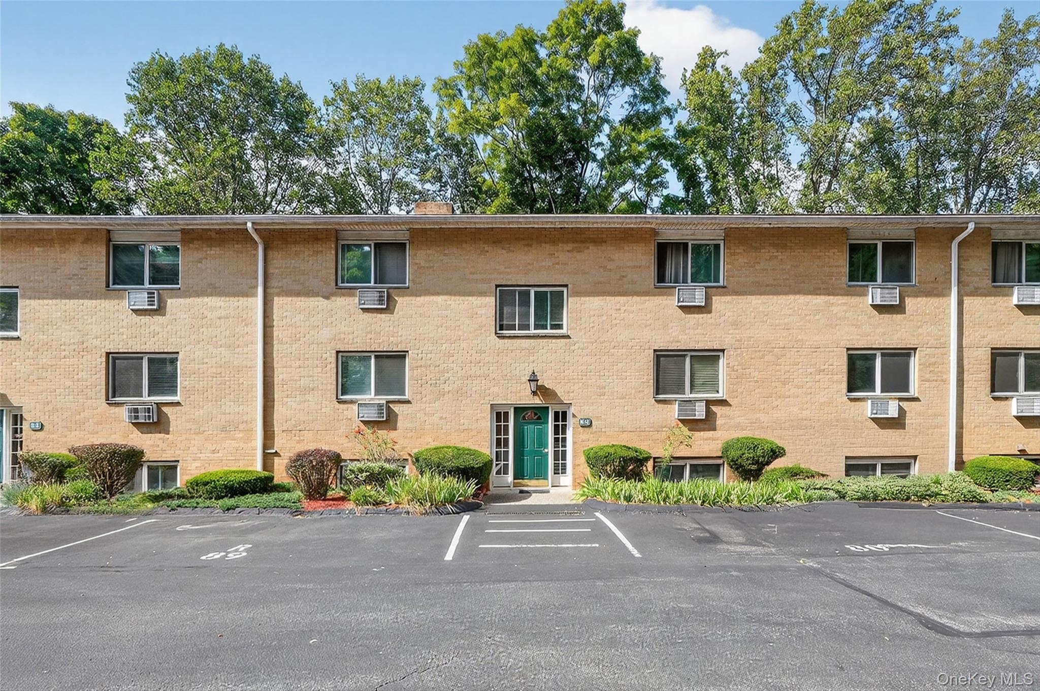 13 Scenic Drive Unit: M