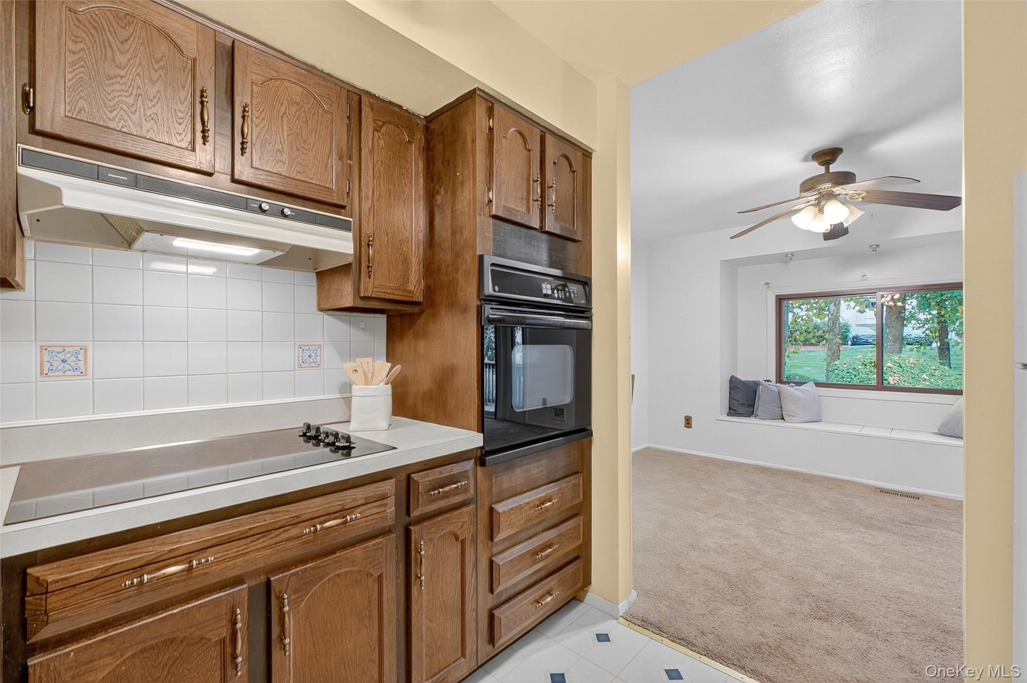 45 Jefferson Oval Unit: D