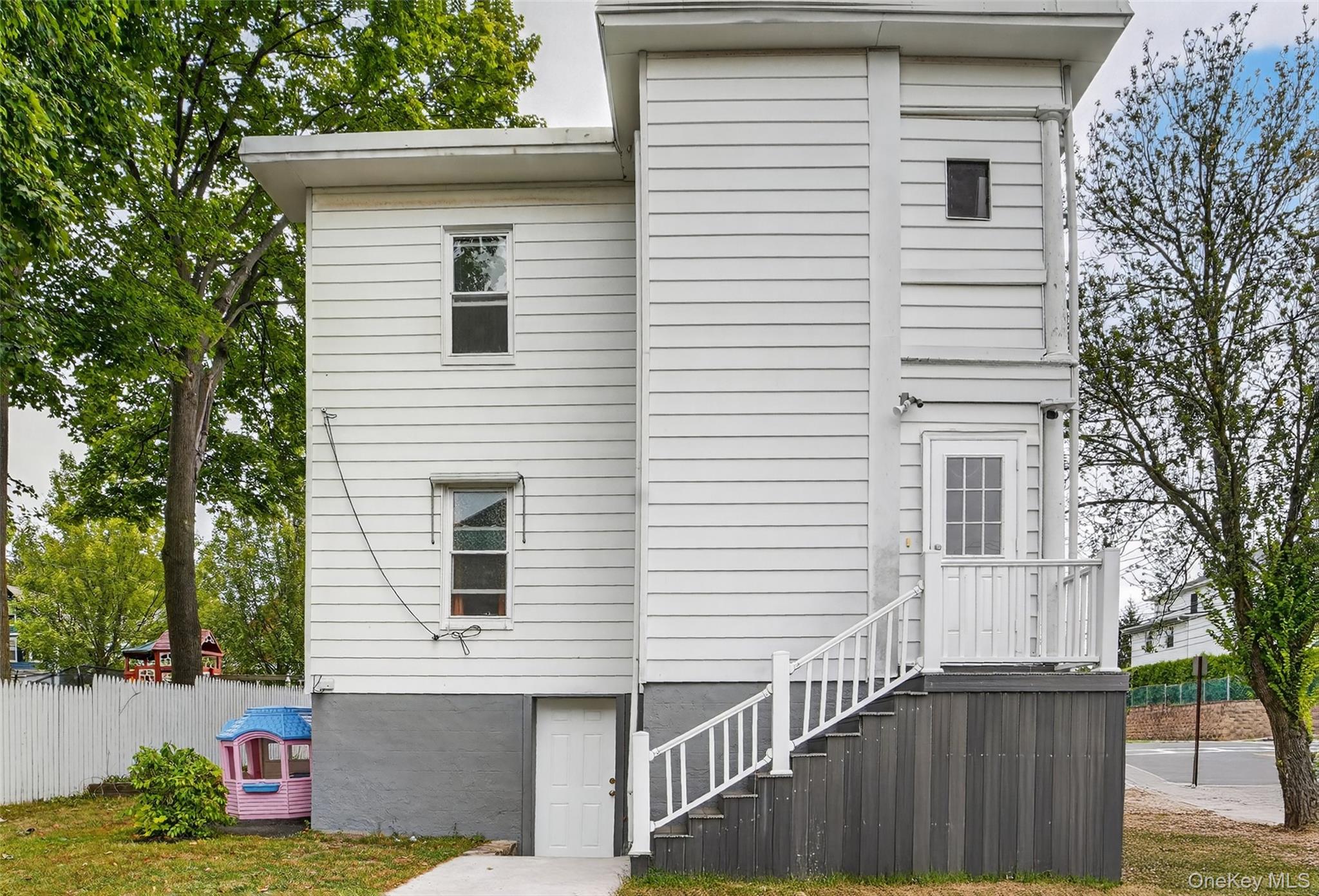 238 Ringgold Street Unit: 1A