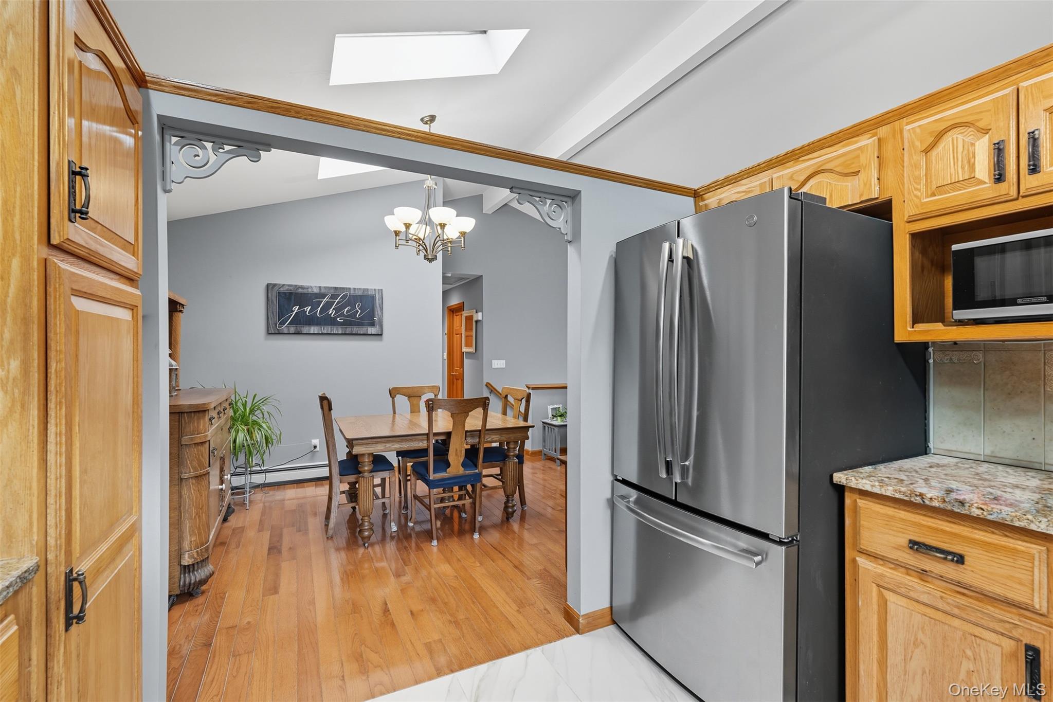 2747 Larkspur Street