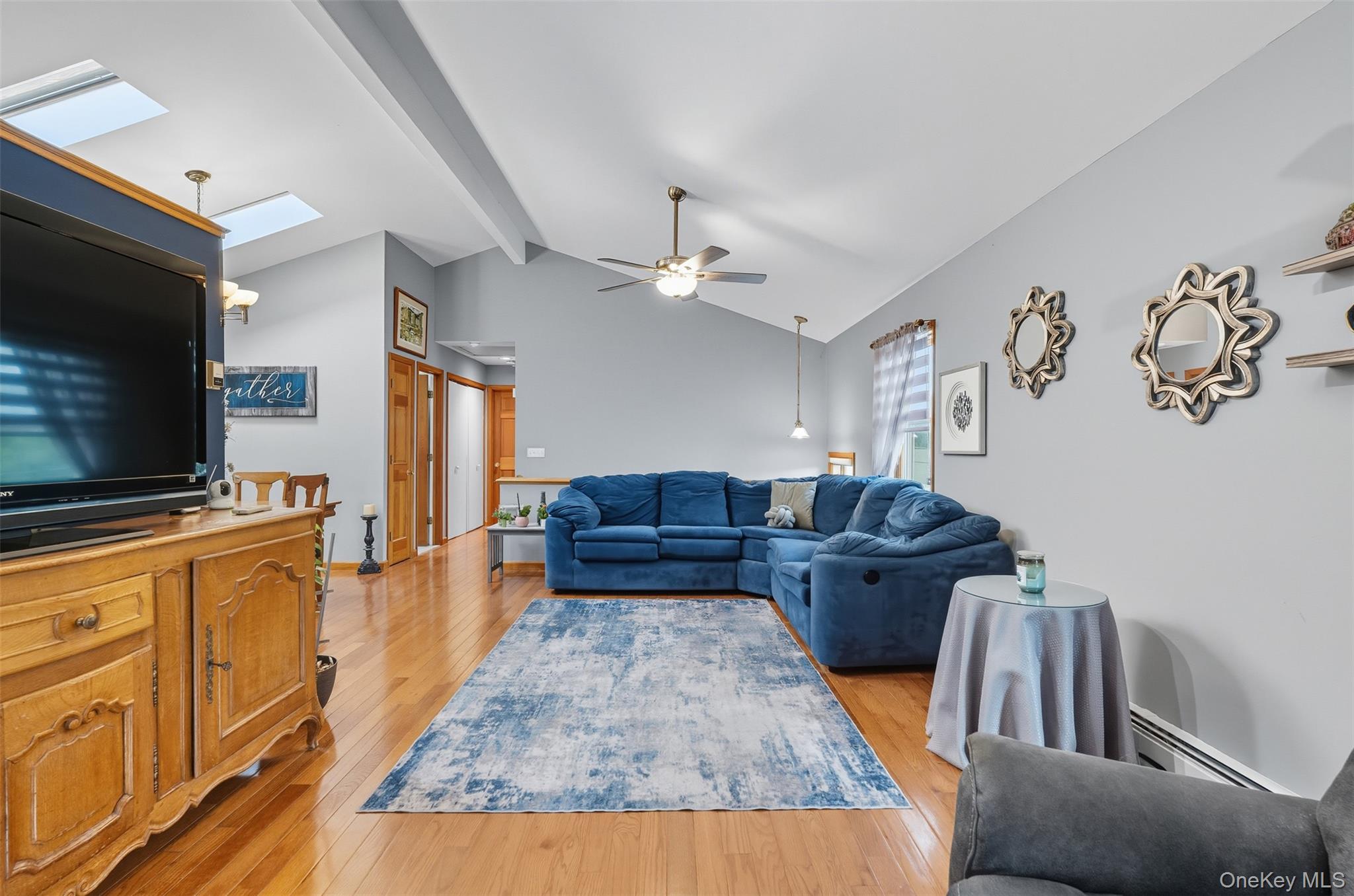 2747 Larkspur Street