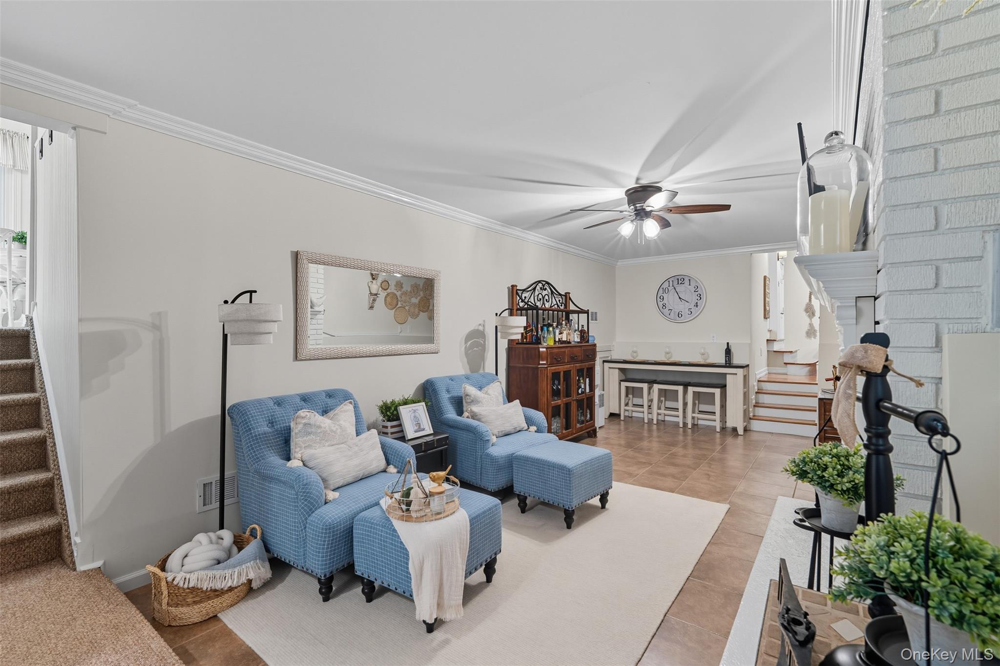 2747 Larkspur Street