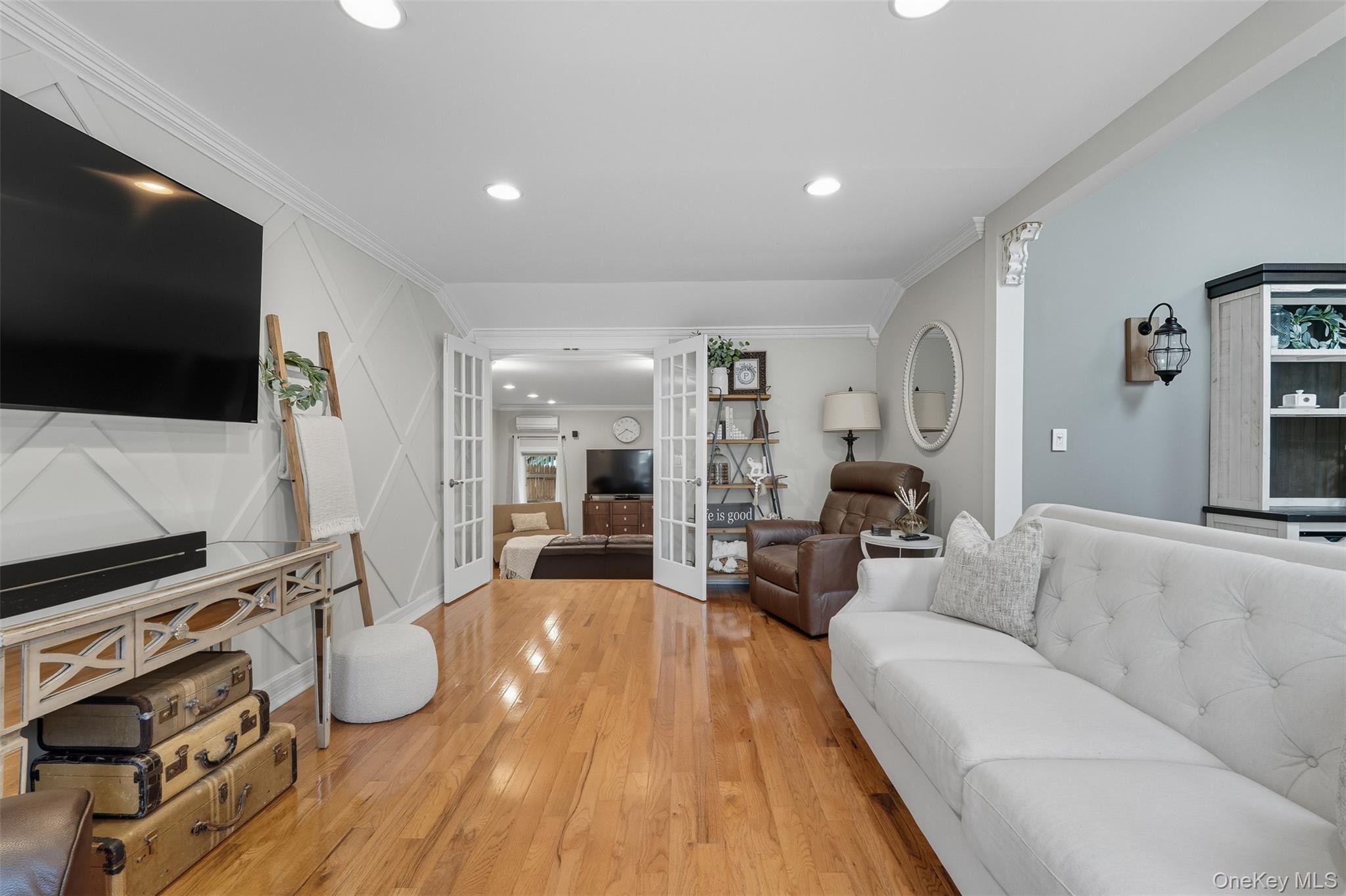 2747 Larkspur Street