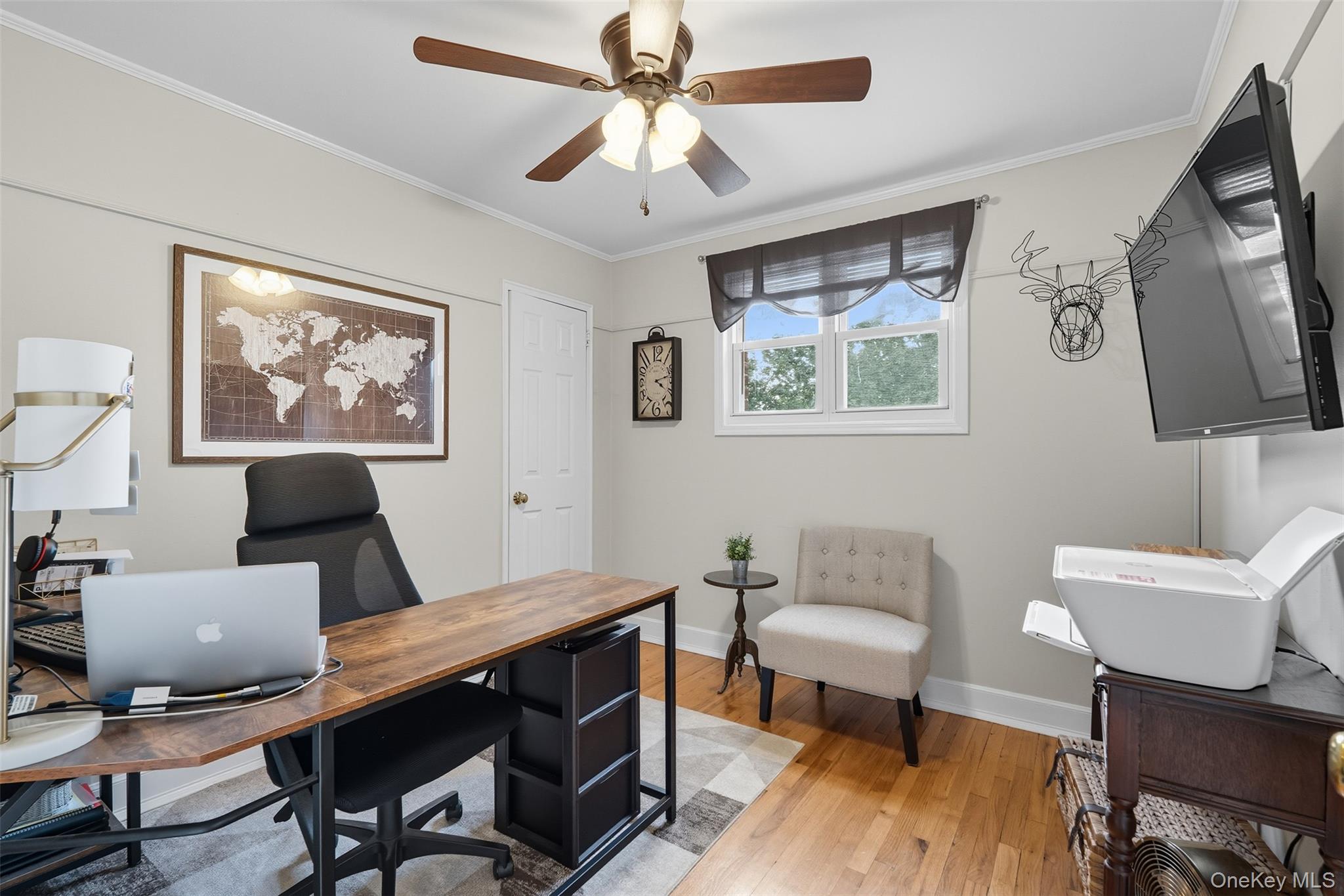 2747 Larkspur Street