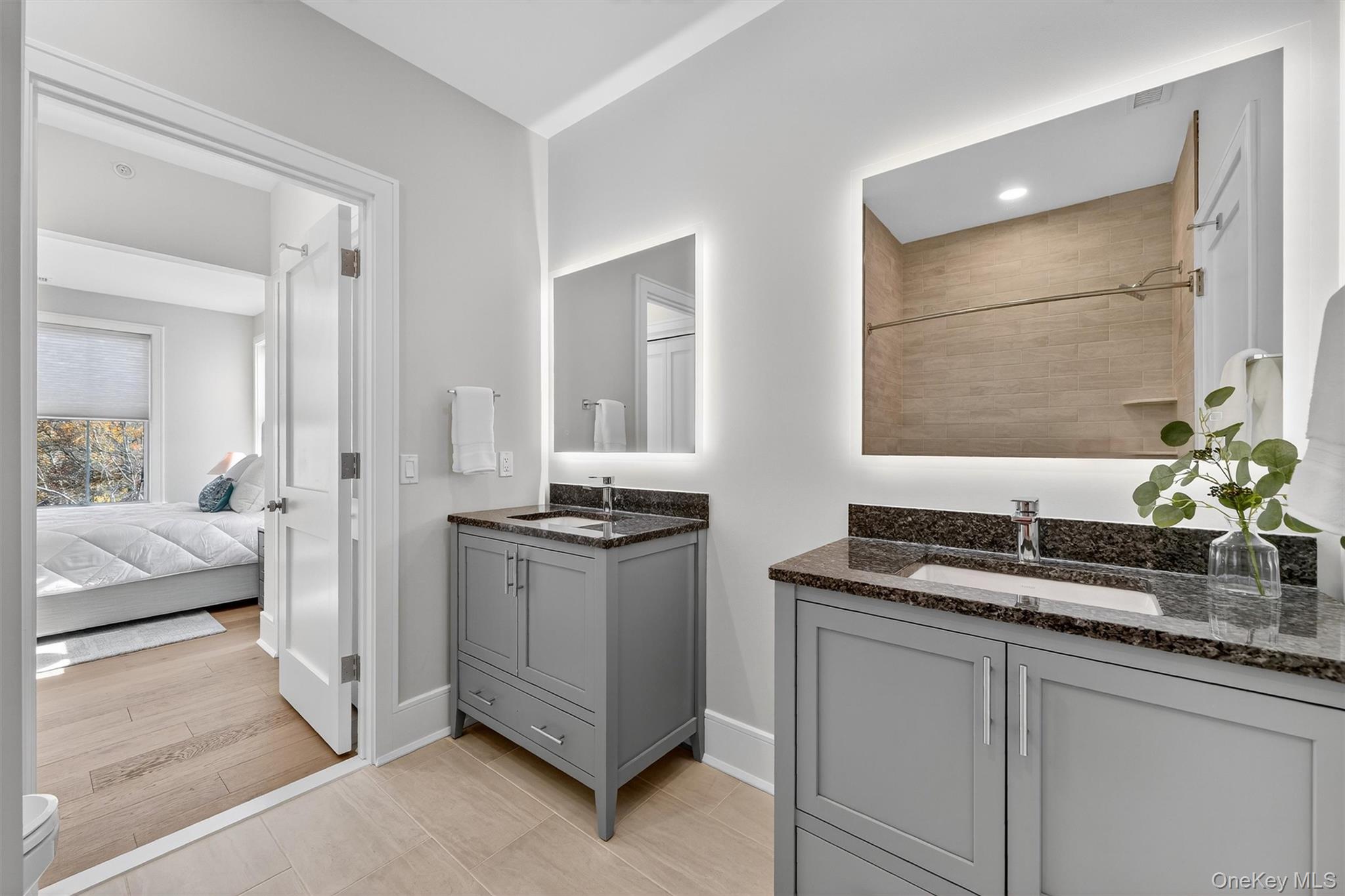 1802 Soundview Court