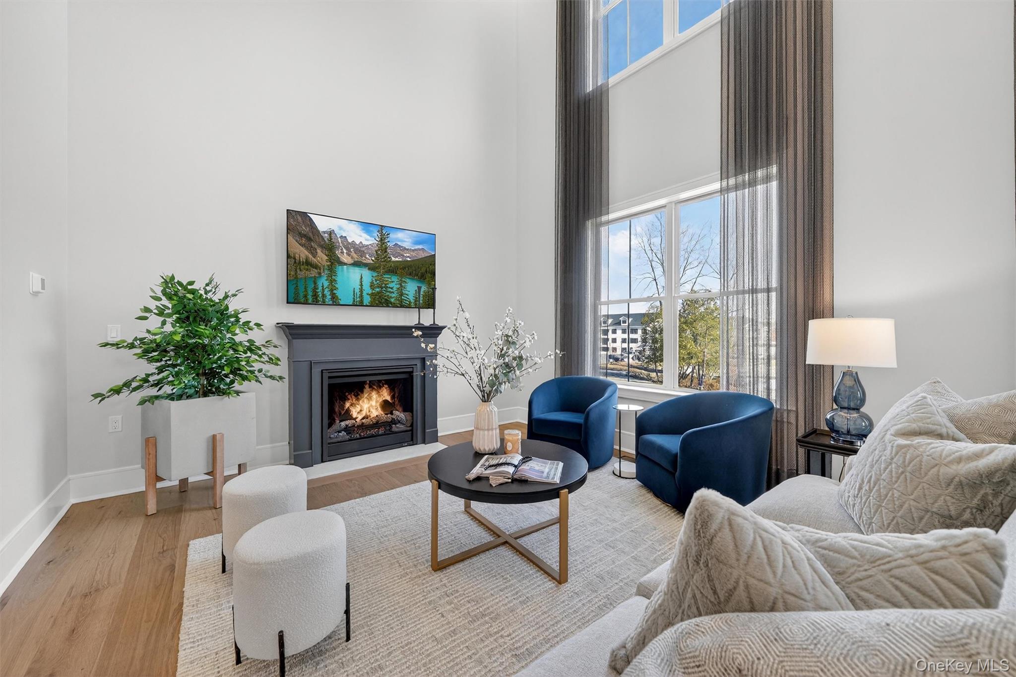 1802 Soundview Court