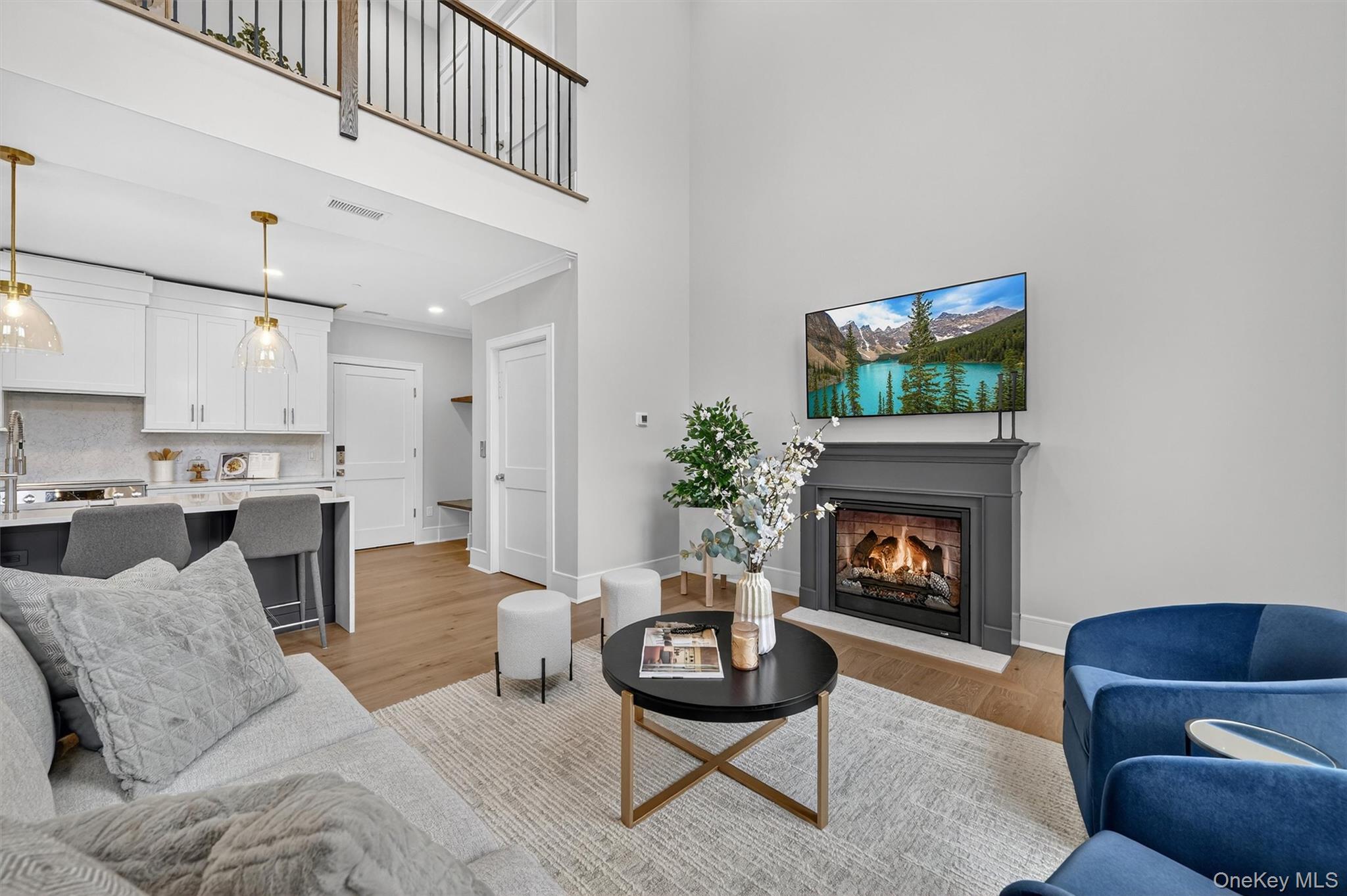 1808 Soundview Court