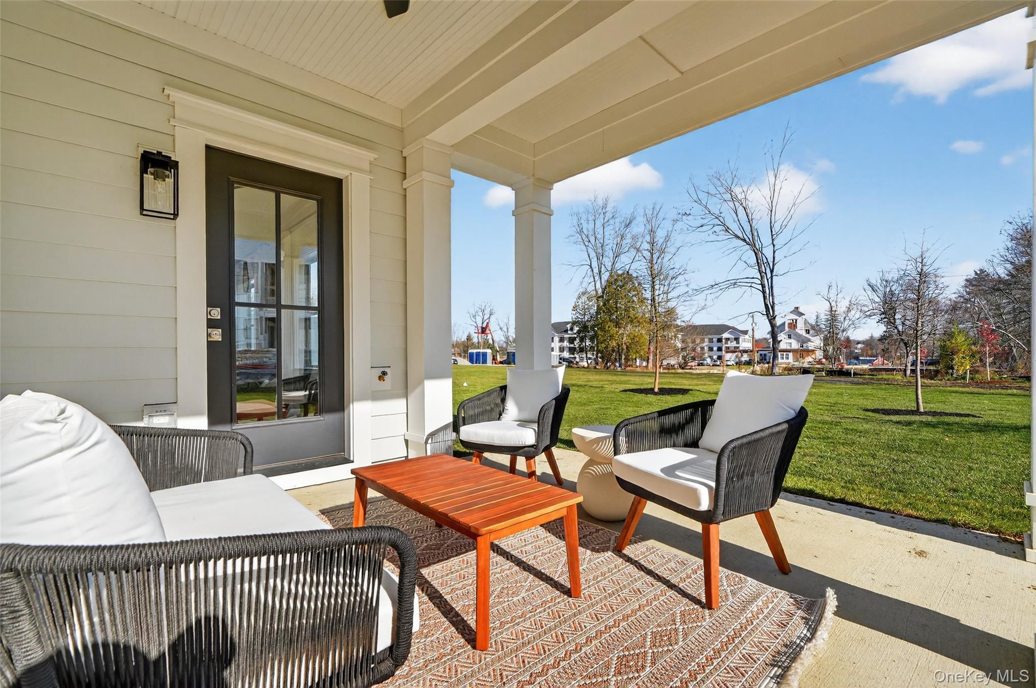 1808 Soundview Court