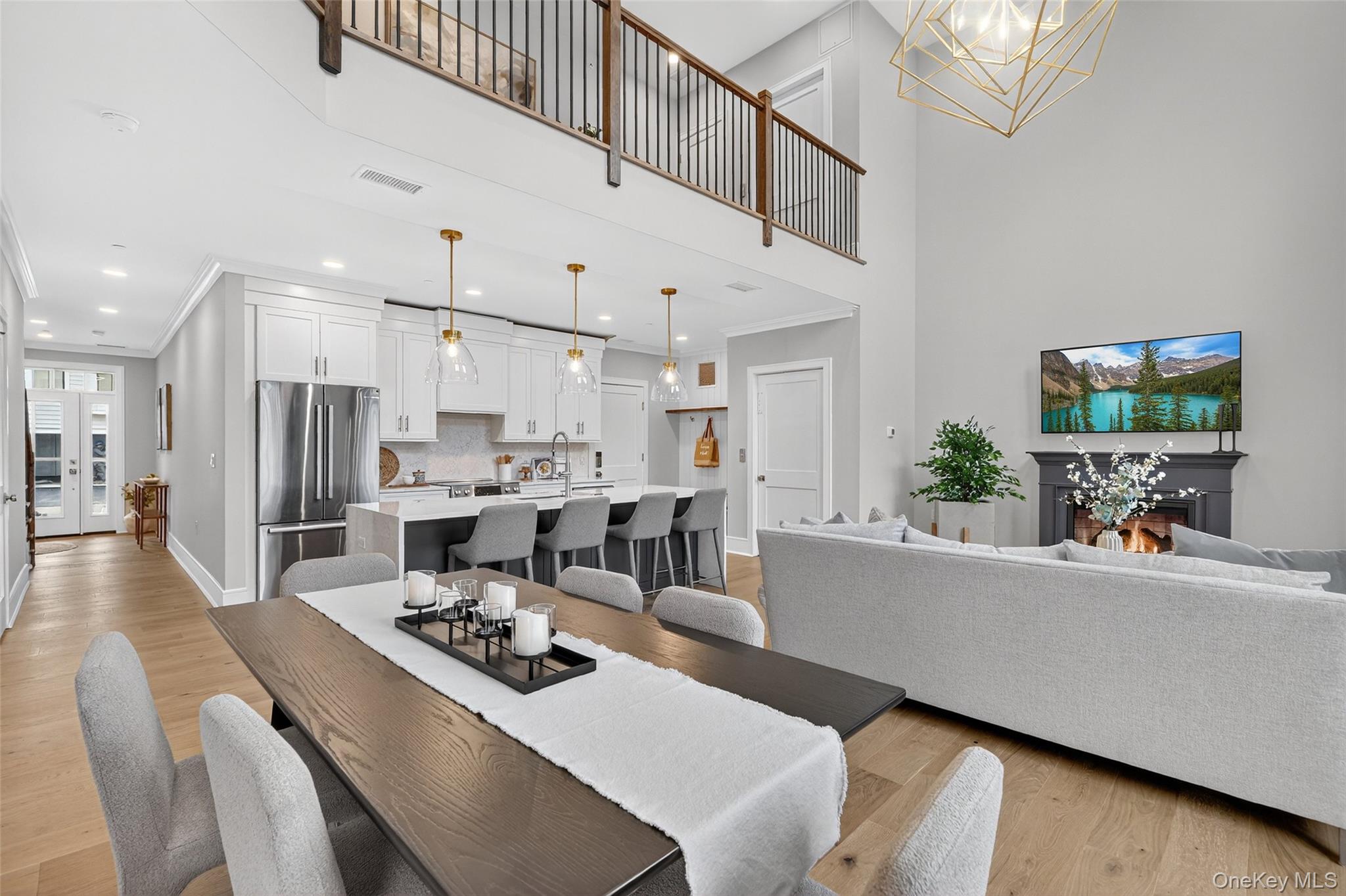 1812 Soundview Court