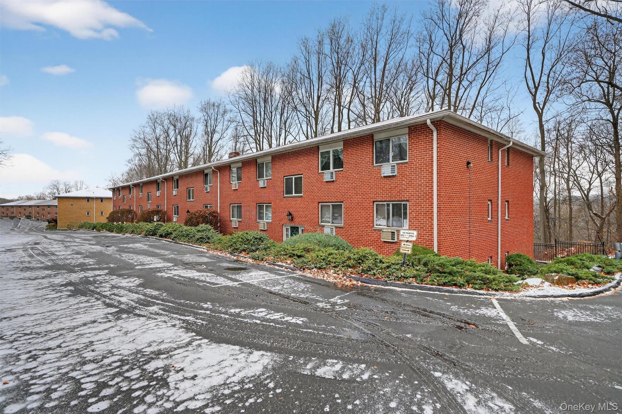14 Scenic Drive Unit: Unit 14T