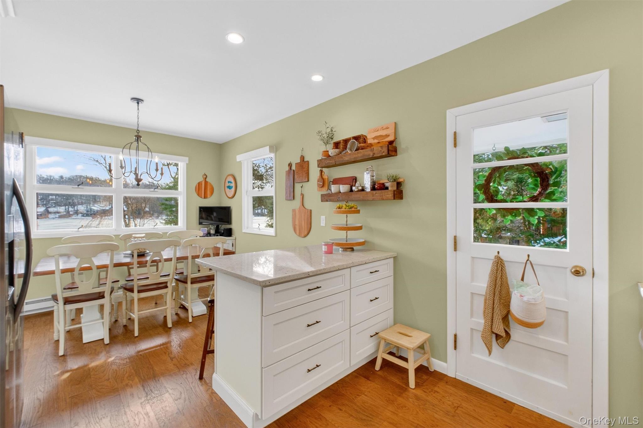 34 Twin Lakes Road