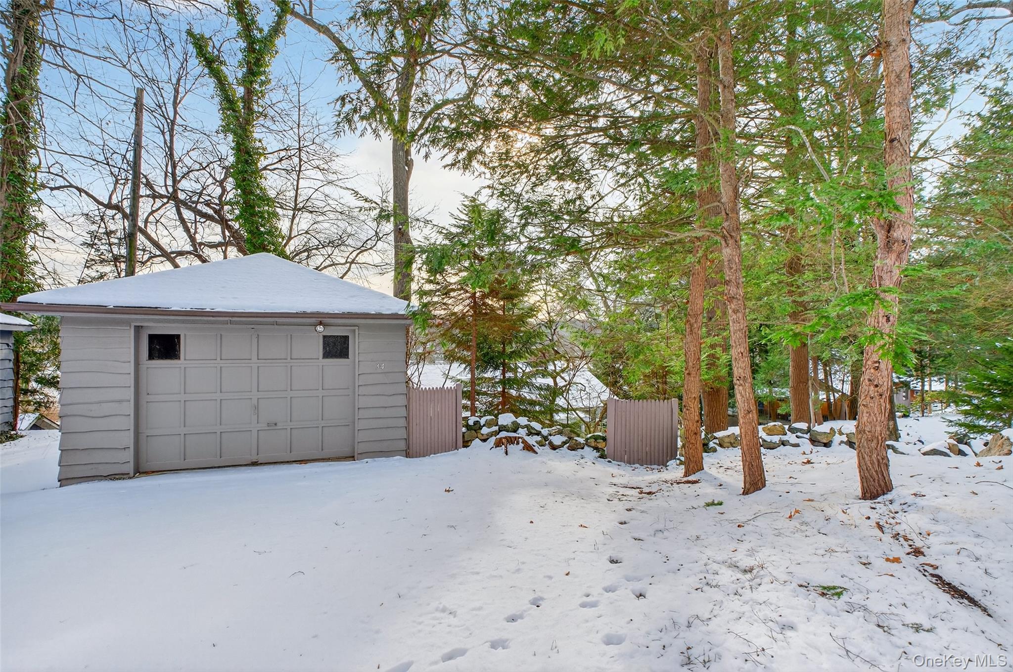 34 Twin Lakes Road