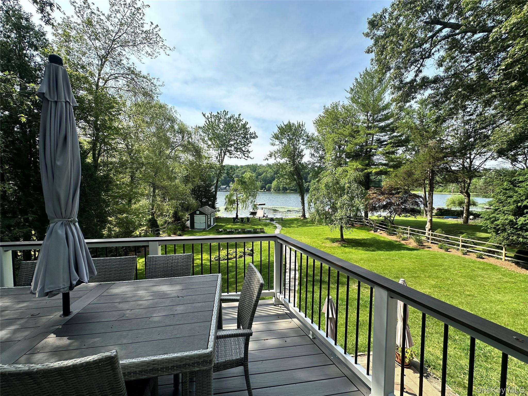 34 Twin Lakes Road