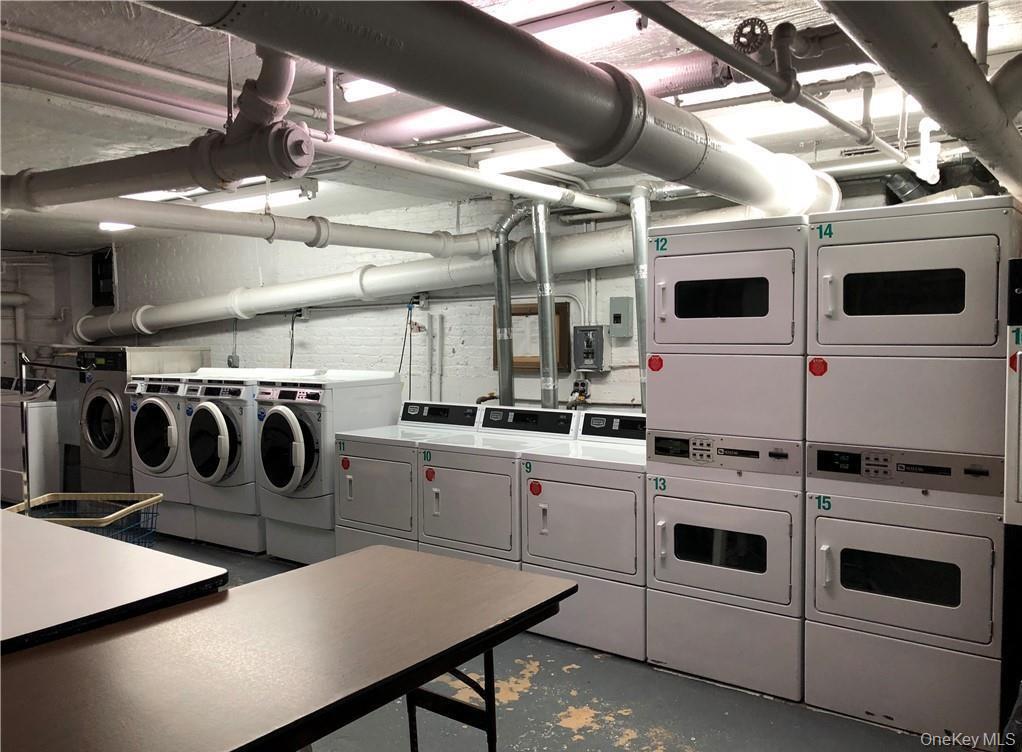 210 Martine Avenue Unit: 5N