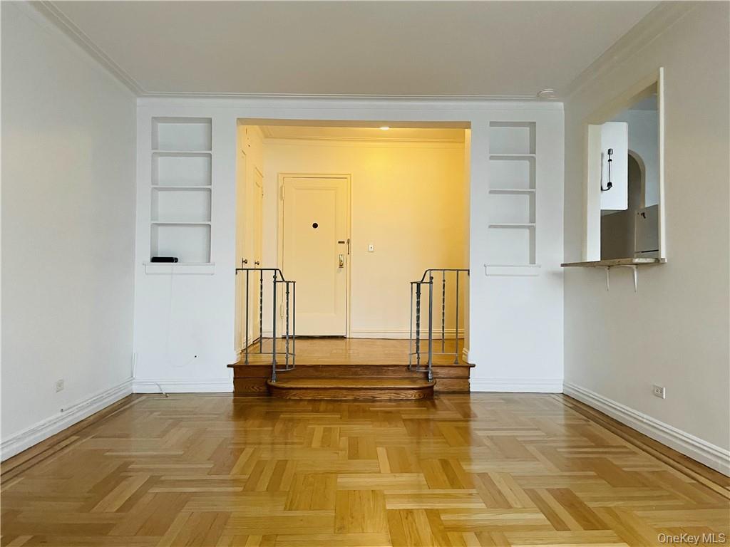 210 Martine Avenue Unit: 5N