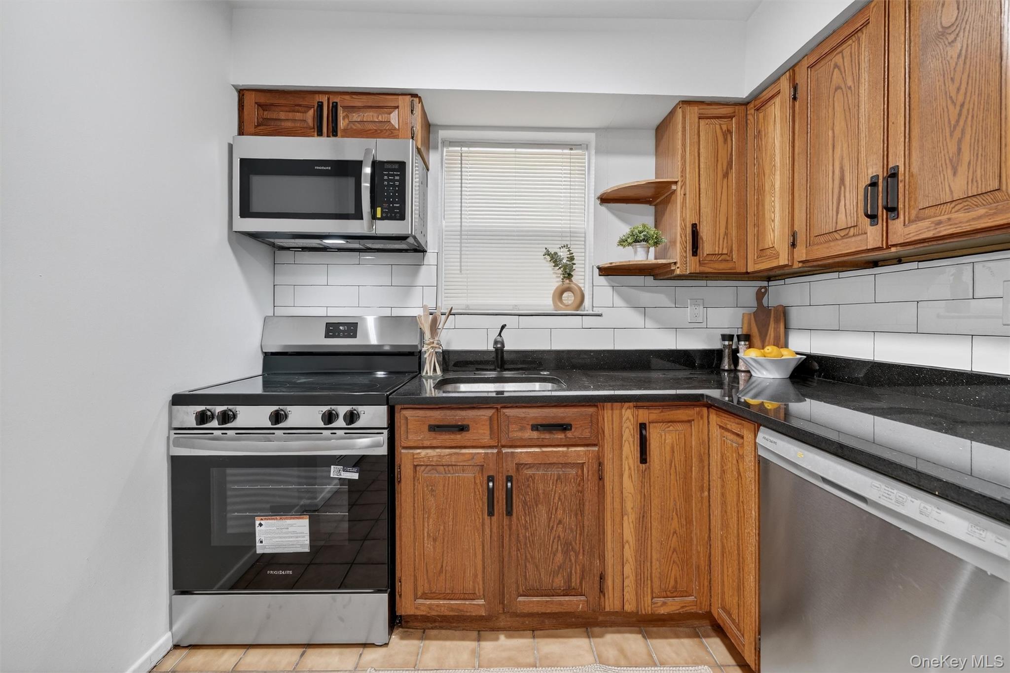 125 N Washington Avenue Unit: 1