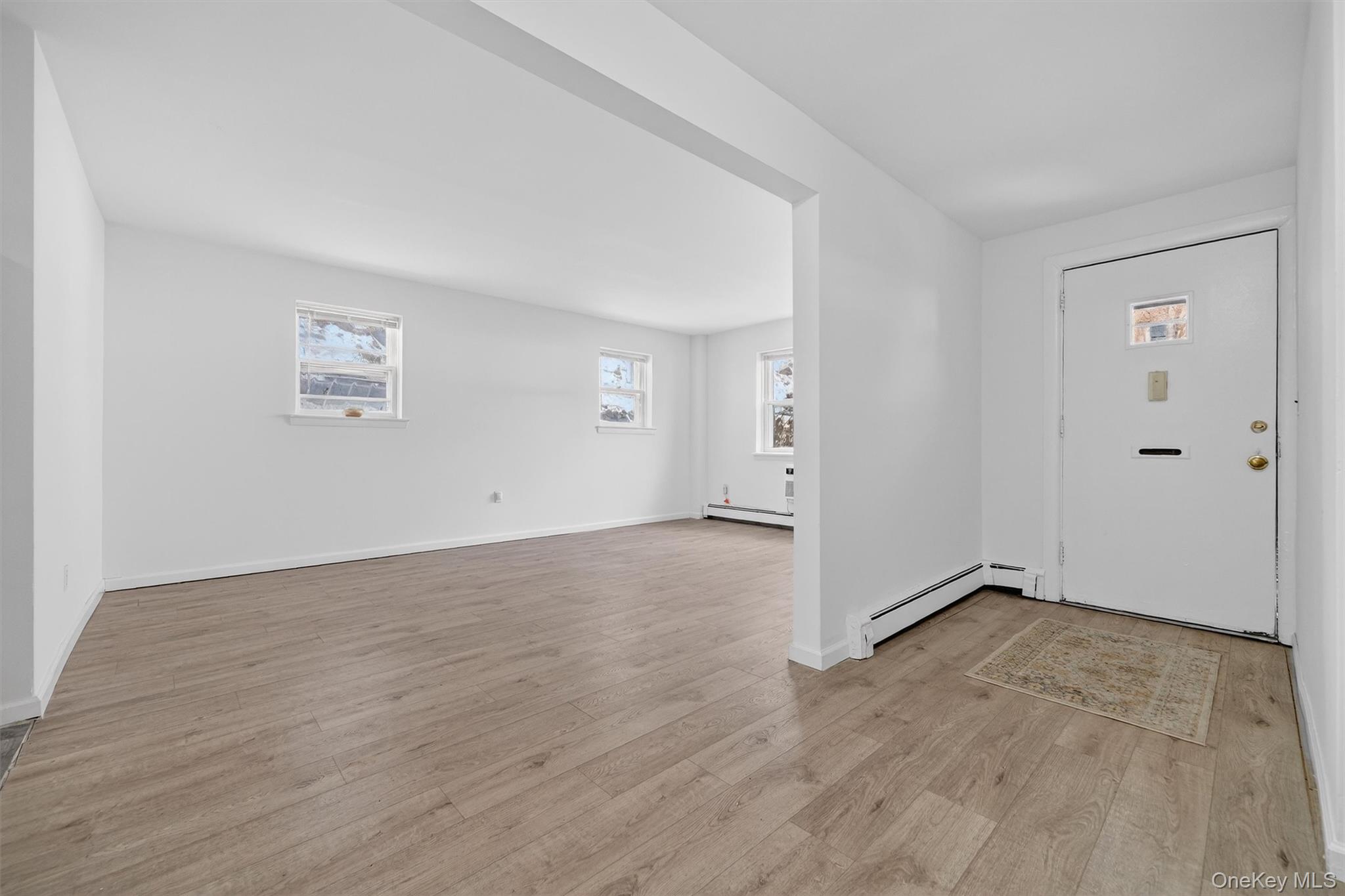 125 N Washington Avenue Unit: 1