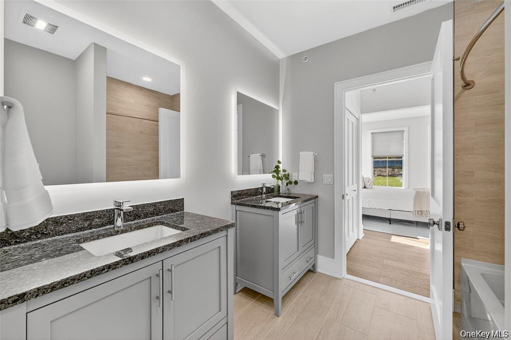 1814 Soundview Court