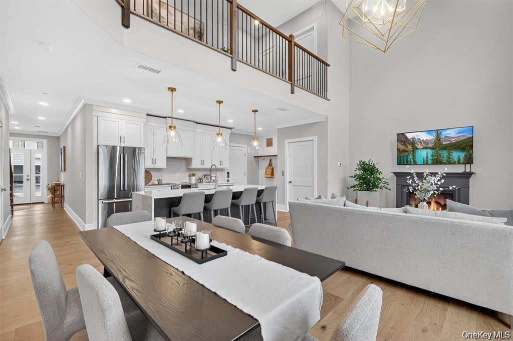 1816 Soundview Court