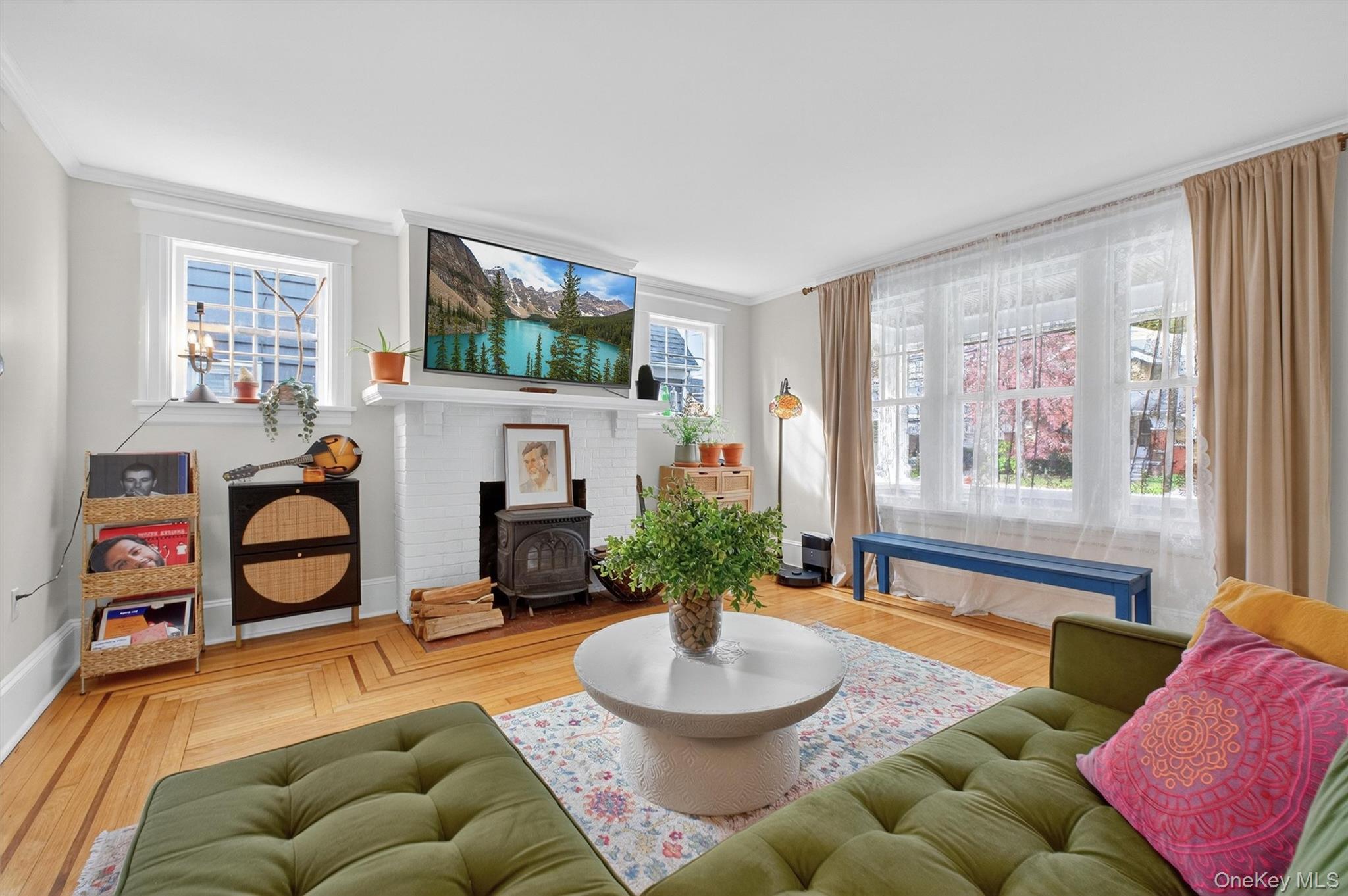 13 Parkwood Boulevard