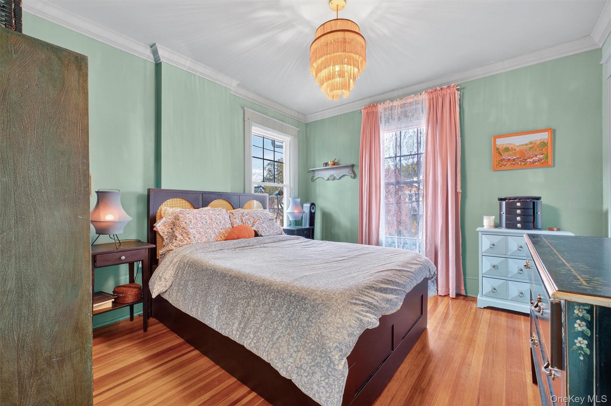 13 Parkwood Boulevard