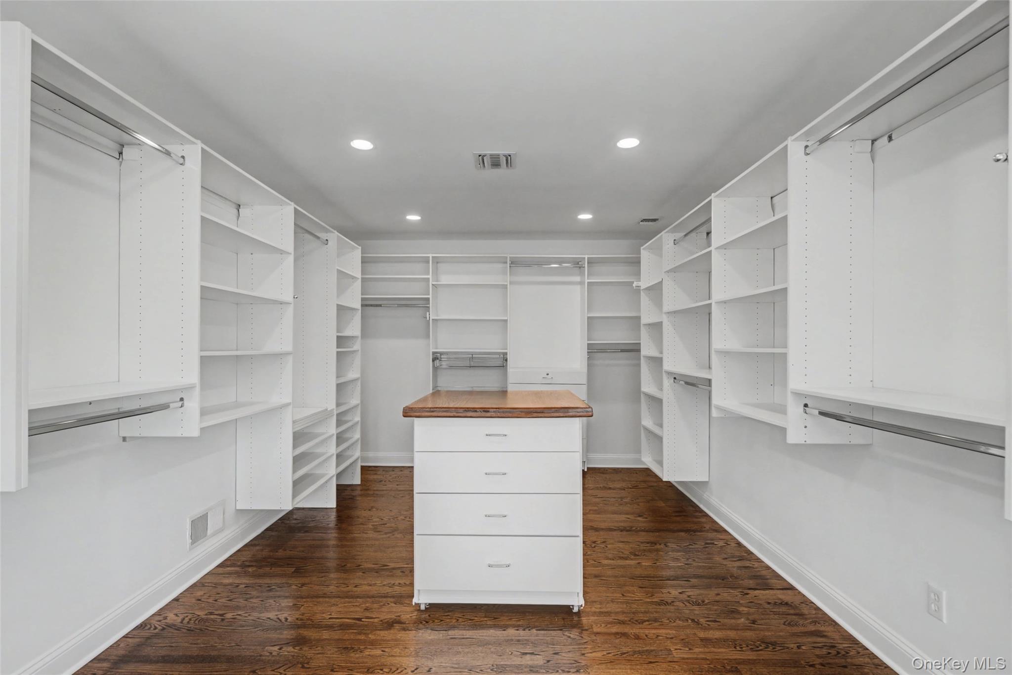 1359 Rustic Ridge Court