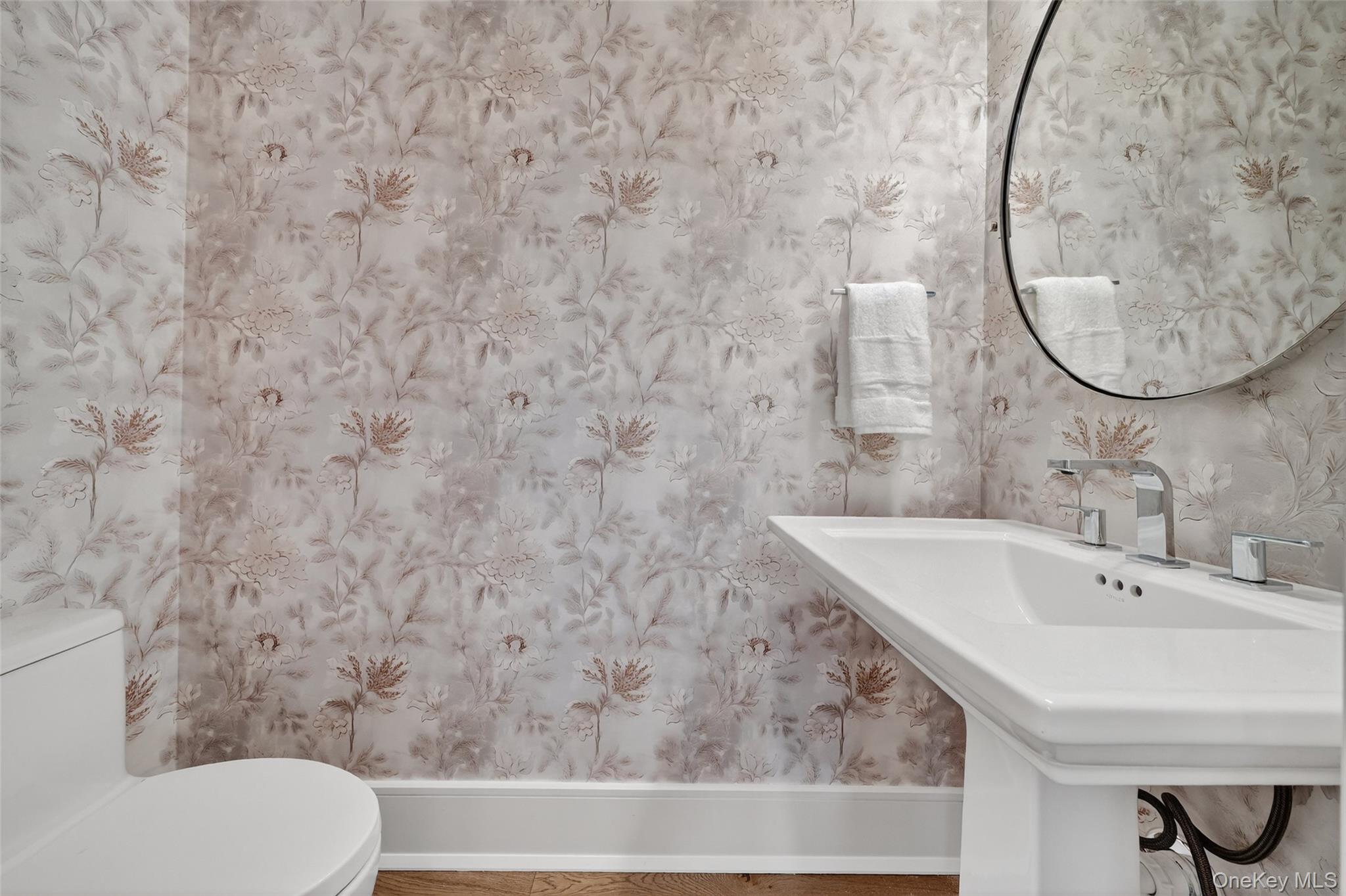 1829 Soundview Court