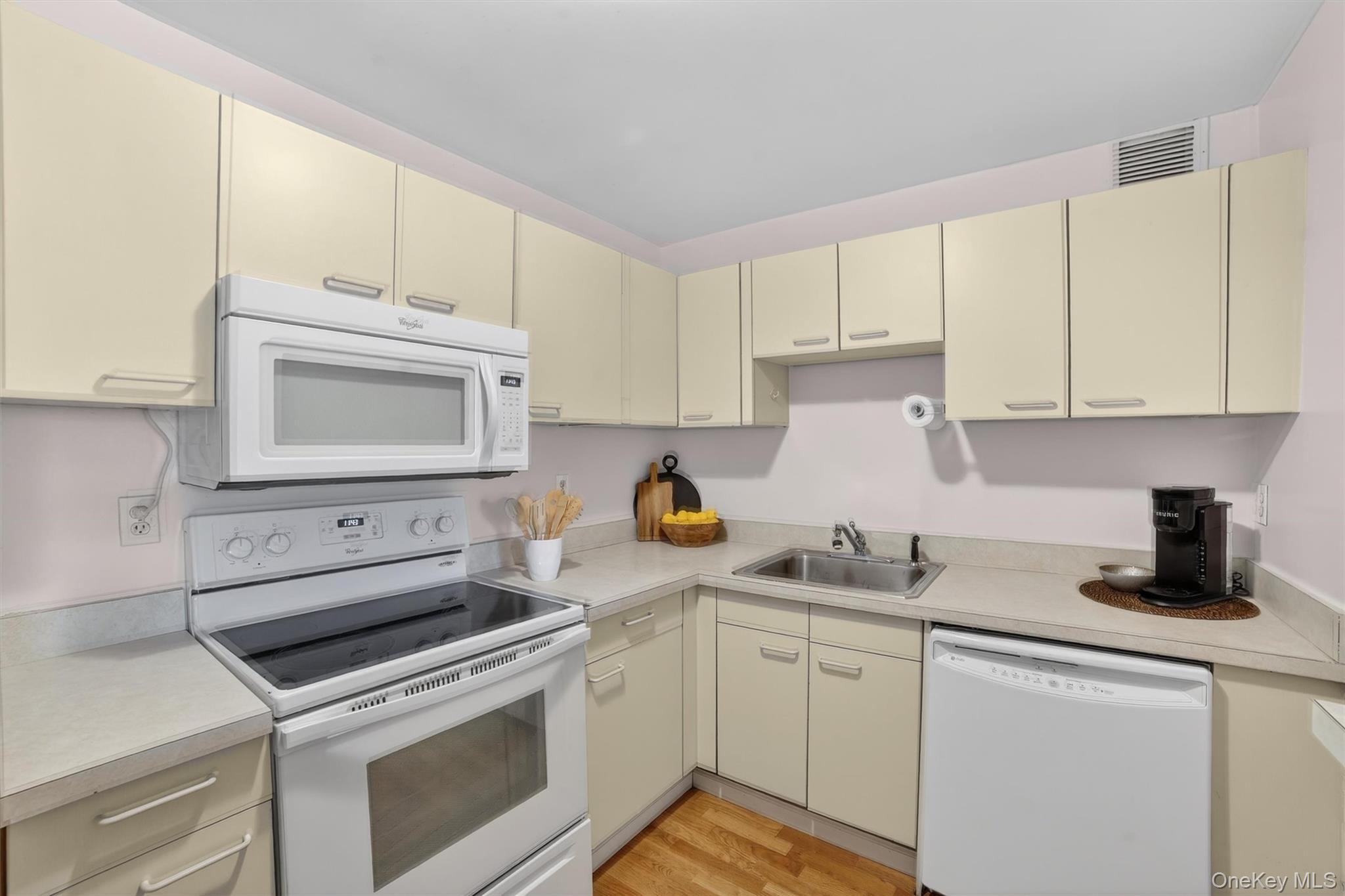 50 Columbus Avenue Unit: 620