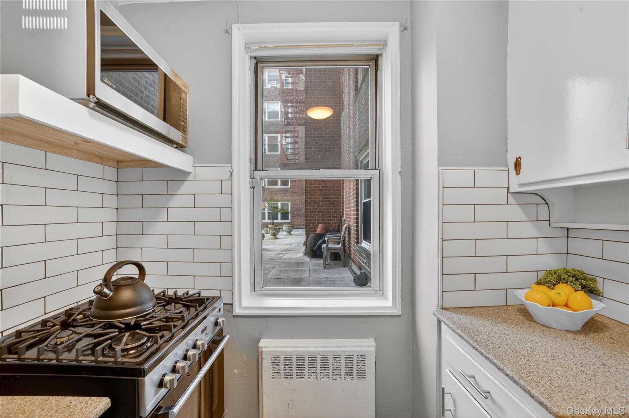 1111 Midland Avenue Unit: 1B