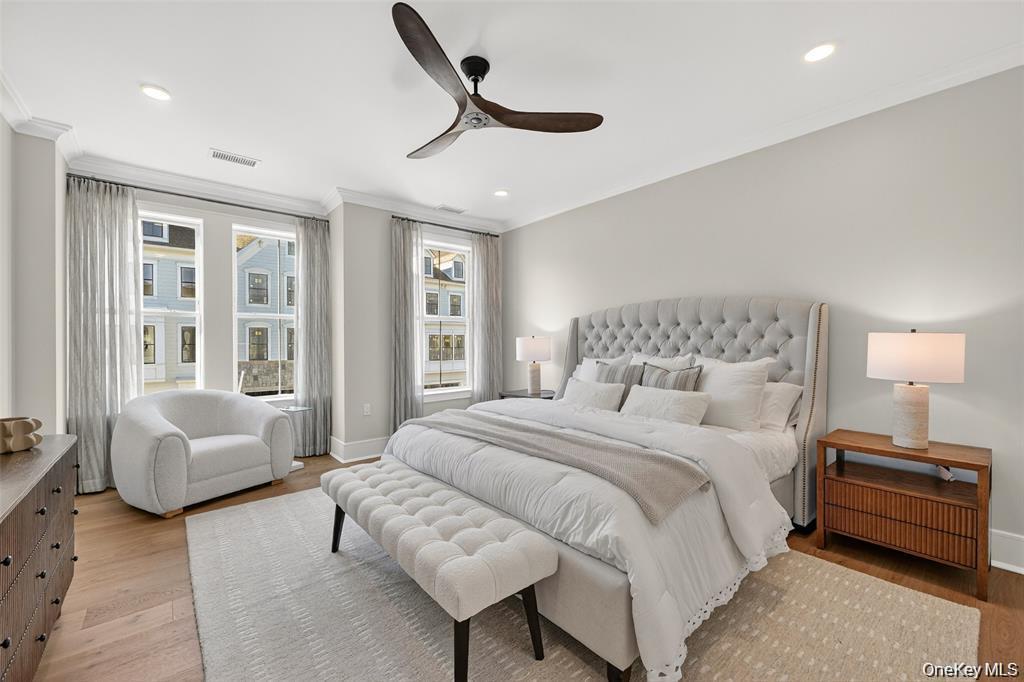 1838 Soundview Court