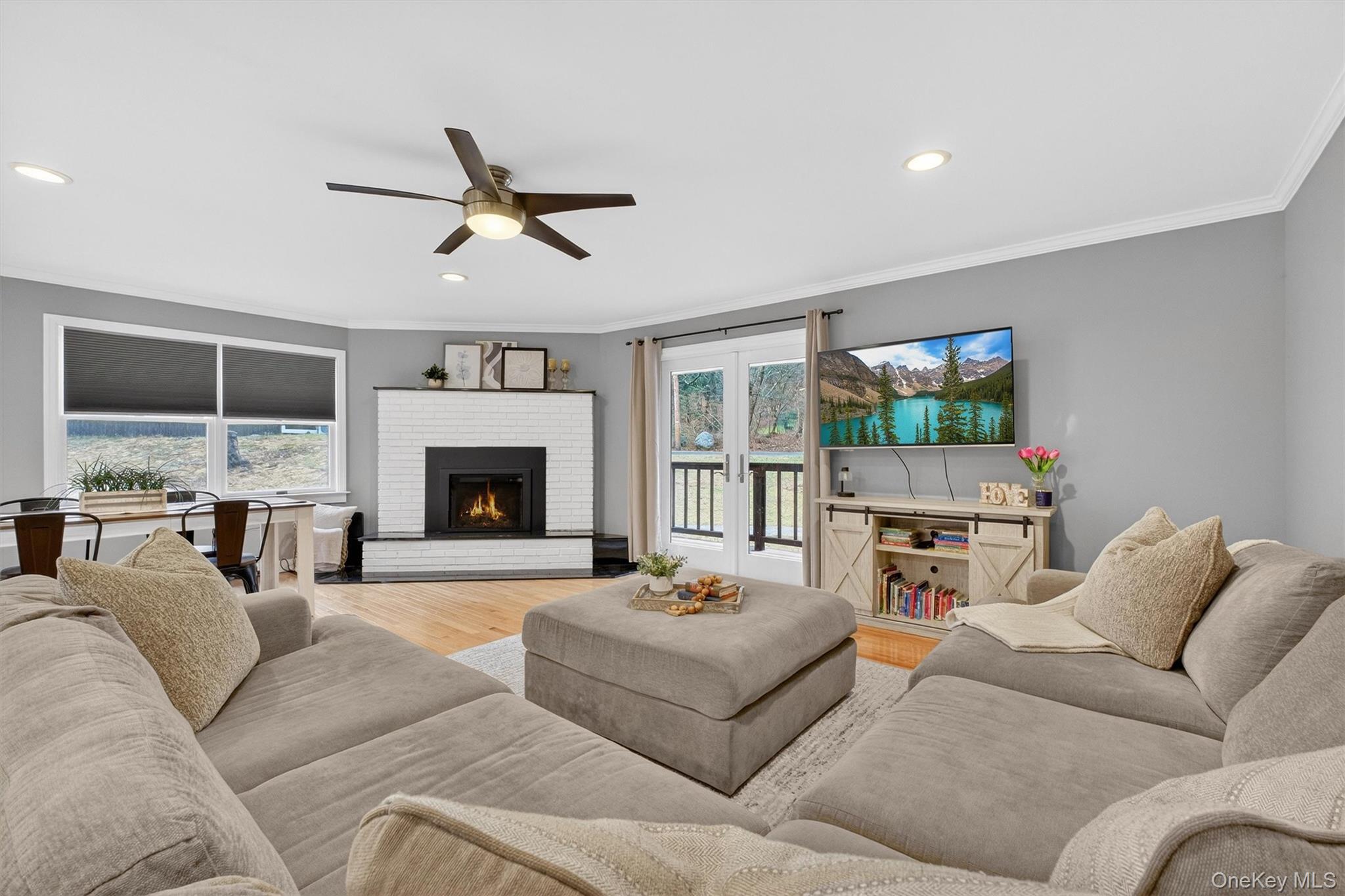 1813-1815 Hunterbrook Road