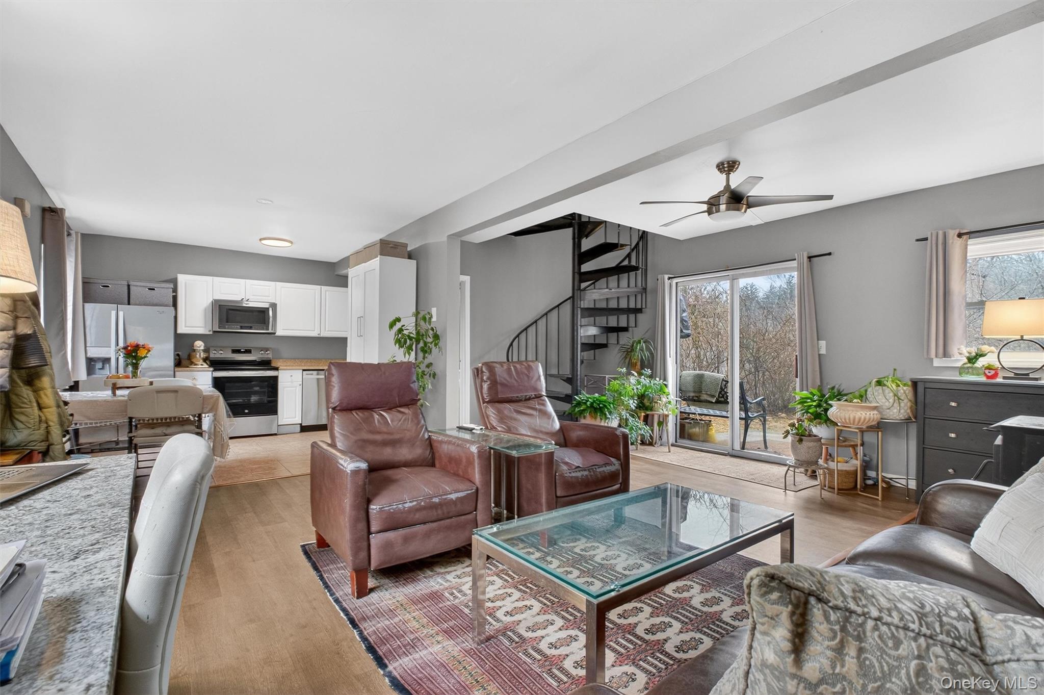 1813-1815 Hunterbrook Road