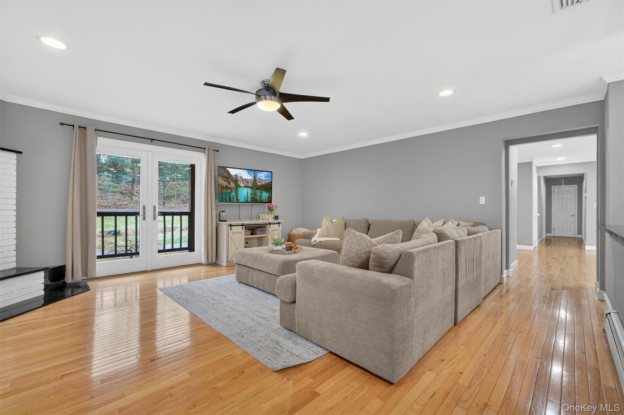 1813-1815 Hunterbrook Road