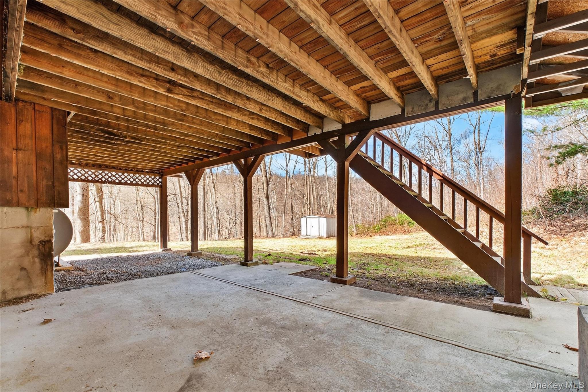 31 Deer Ridge Road