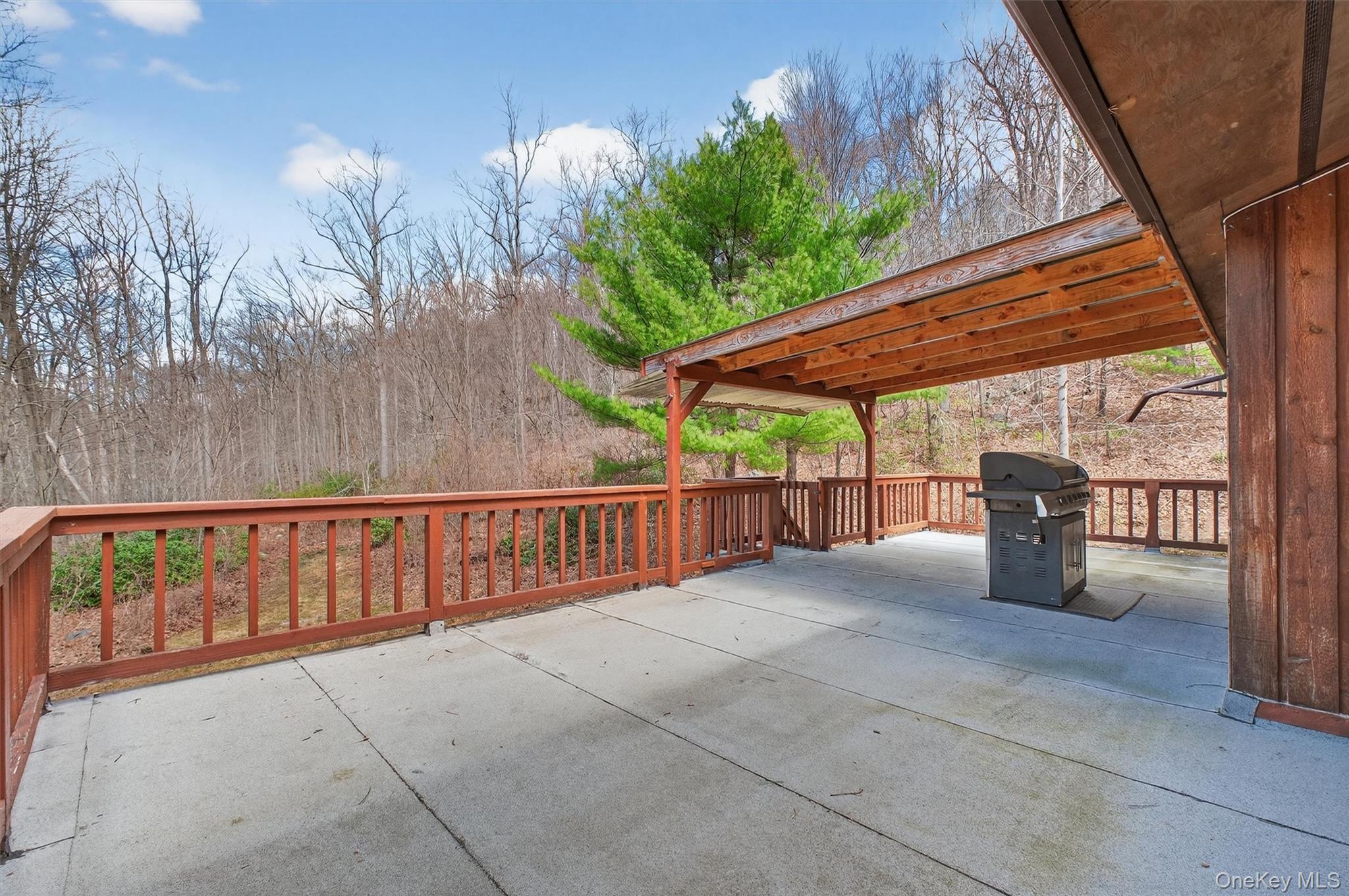 31 Deer Ridge Road