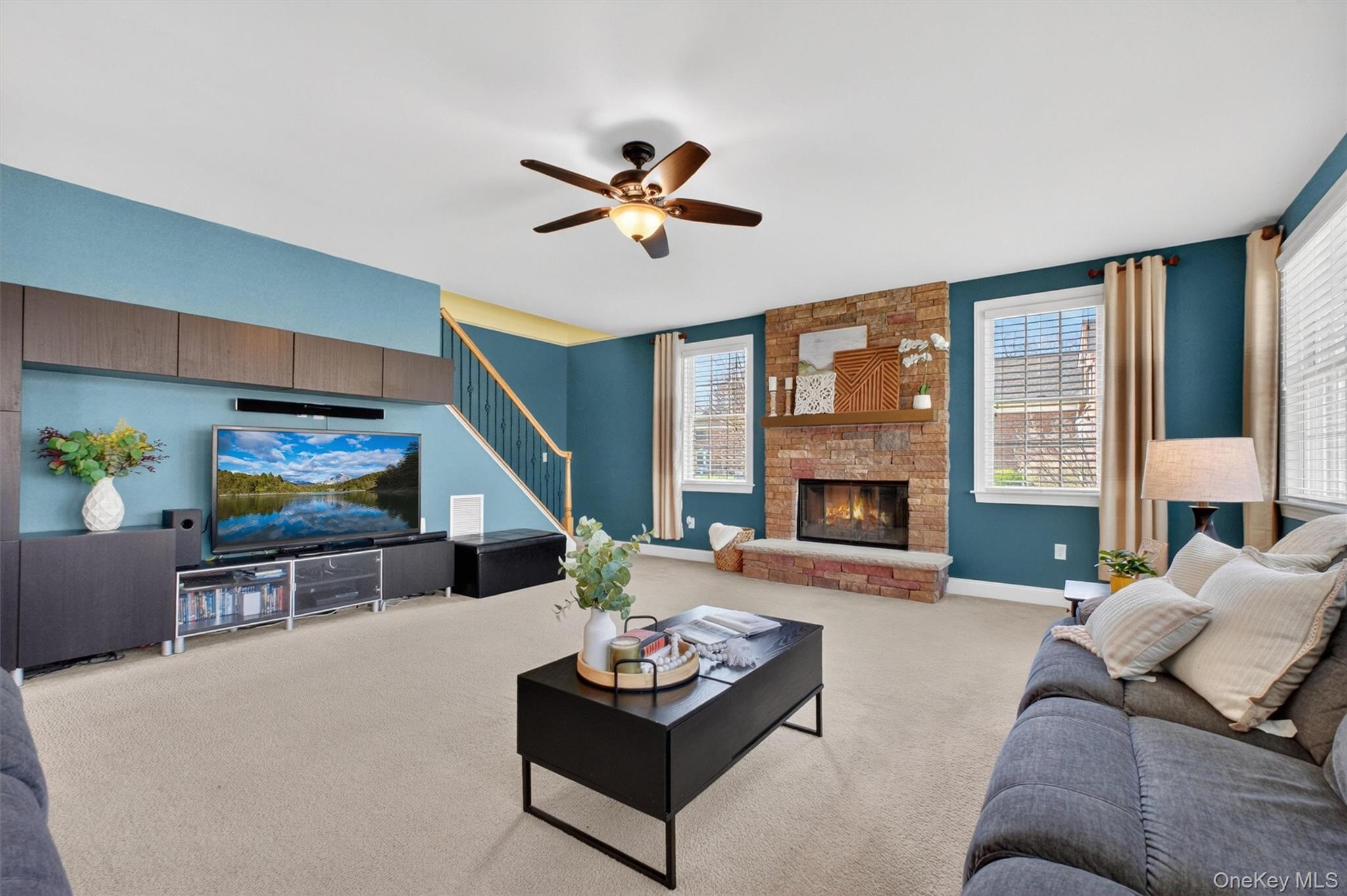 2 Holly Crescent