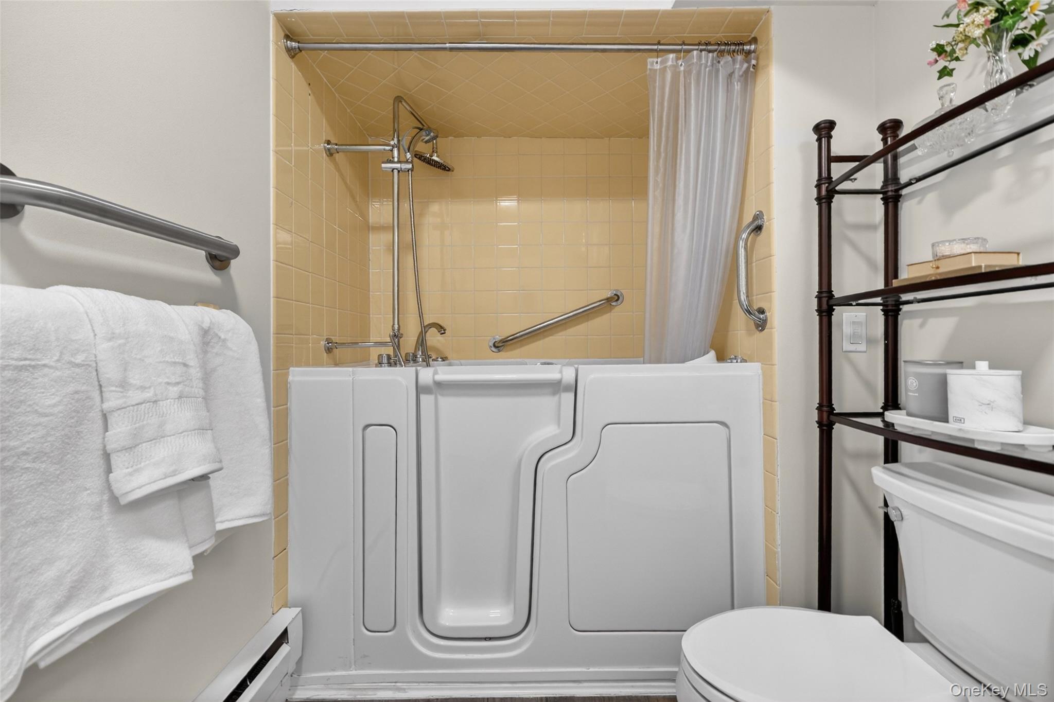 958 Heritage Hills Unit: B