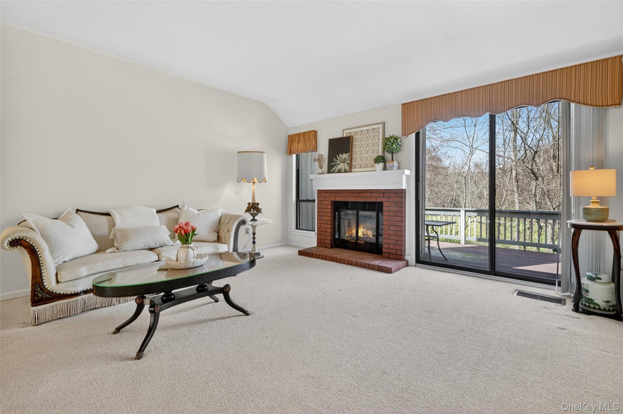 958 Heritage Hills Unit: B
