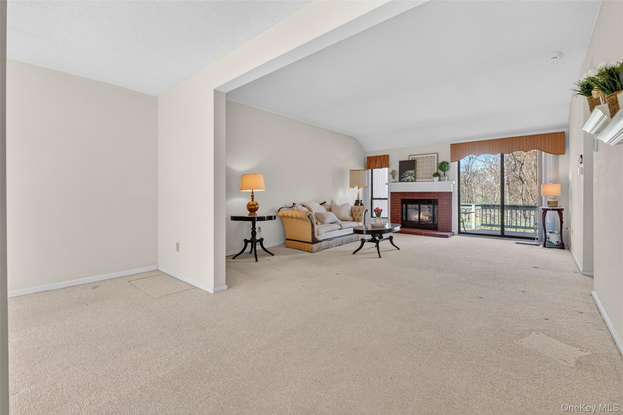 958 Heritage Hills Unit: B