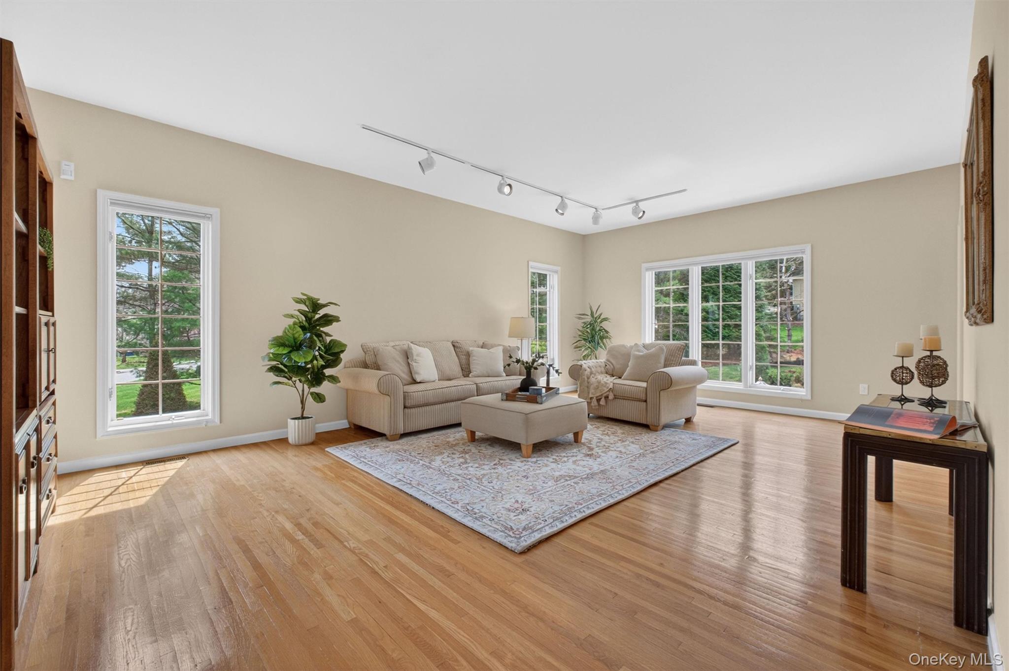 75 Kensington Lane