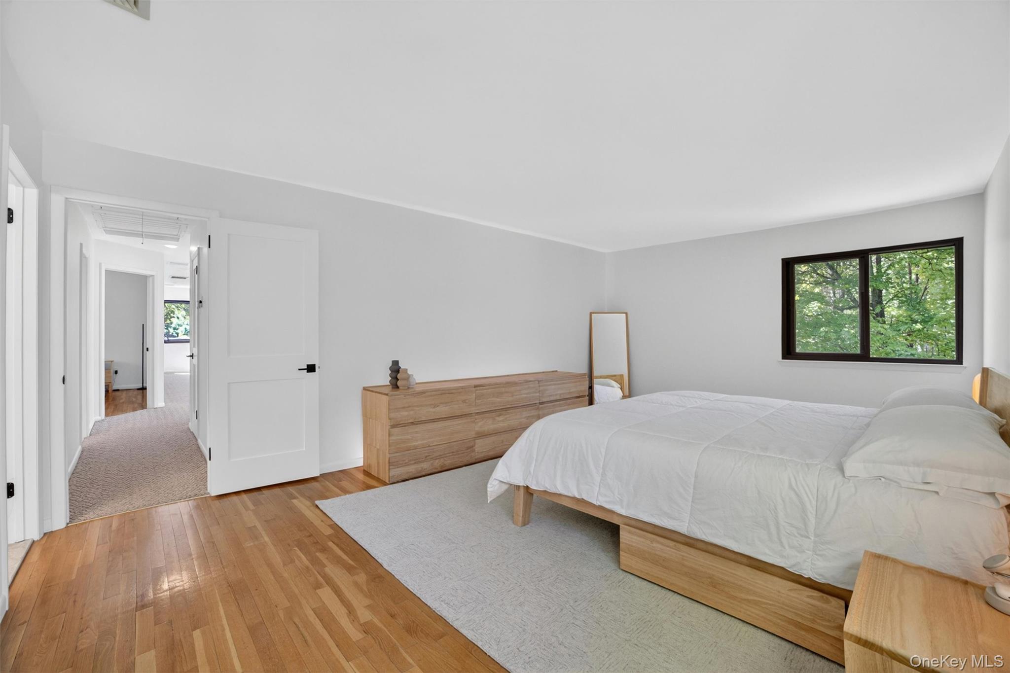 8 Amalfi Drive