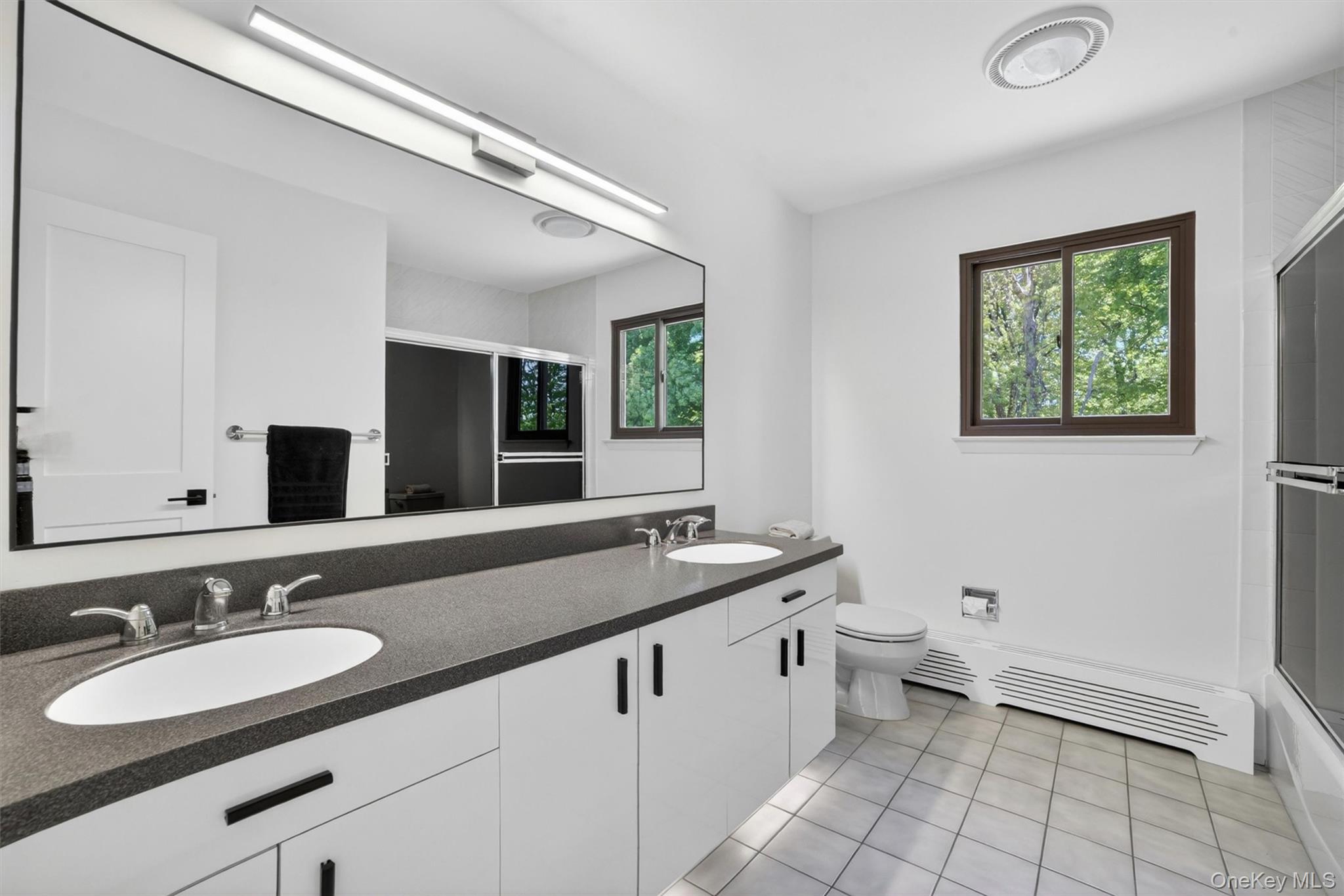 8 Amalfi Drive