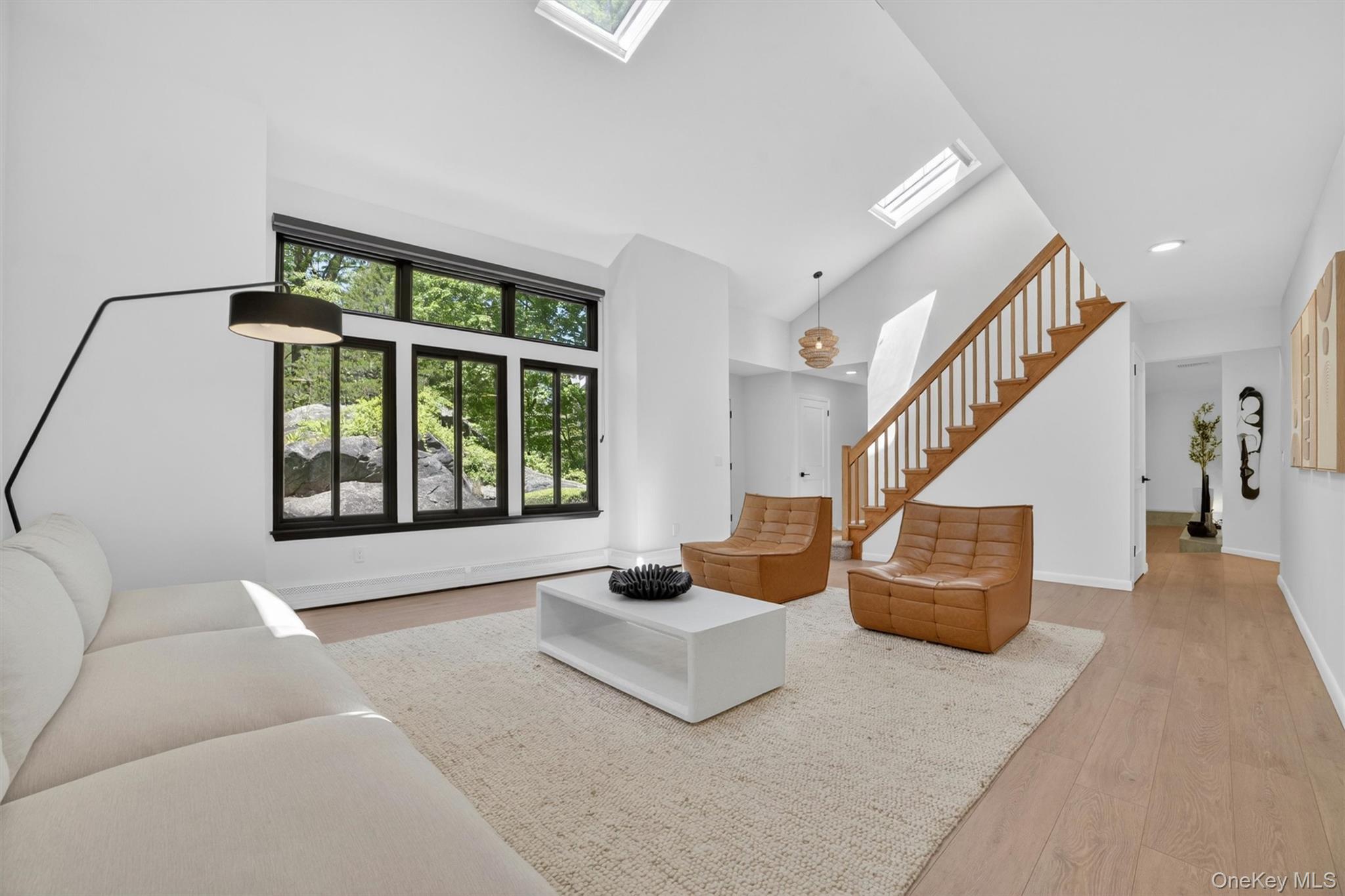 8 Amalfi Drive